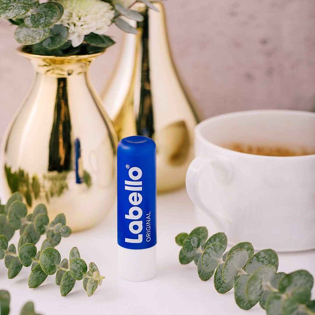 Labello Original Lip Balms - Pack of 6 (6 x 4.8 g), Naturally Beautiful Lips, No Mineral Oils