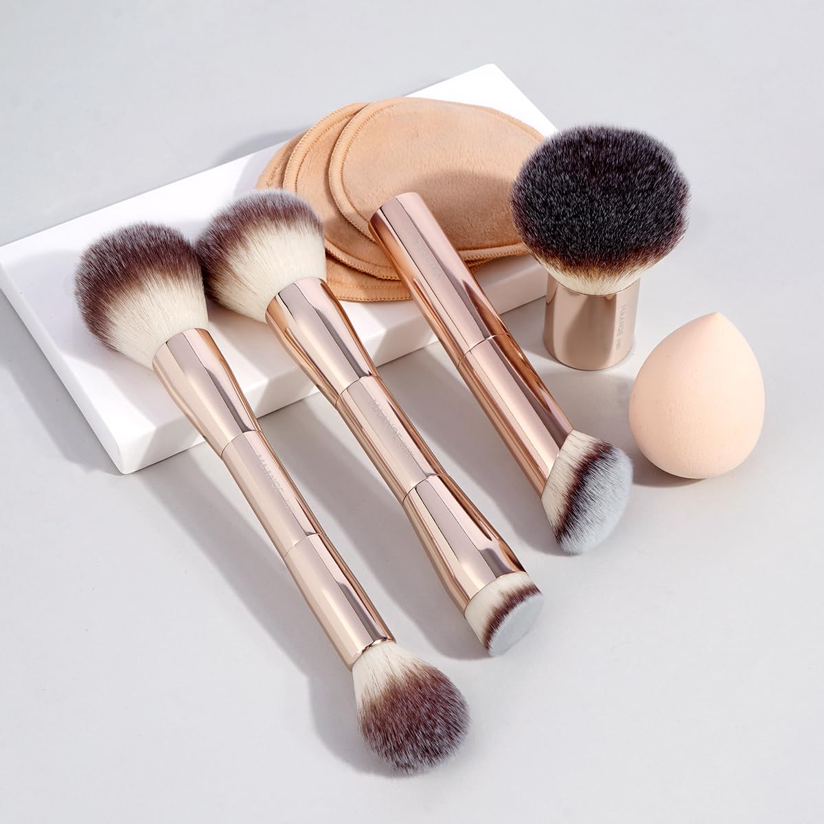 MAANGE 9 PCS Makeup Brush Set Foundation Brush Double Makeup Brushes for Blending Liquid Powder Concealer Cream Blush Buffe Contour Make up Brush Kit (Gold)