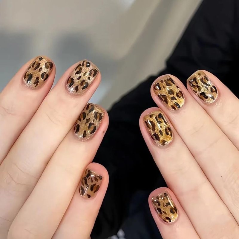 Press On Nails - Leopard Cat Eye Short Square Design | 10 Pcs Set (Medium)