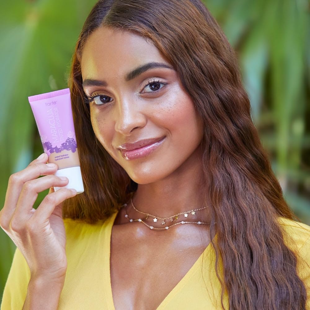tarte maracuja tinted moisturizer – Lightweight Sheer Foundation with Buildable Longwear Coverage, Hyaluronic Acid for Hydrated Skin, Vegan & Cruelty-Free, full size, 25N light-medium neutral