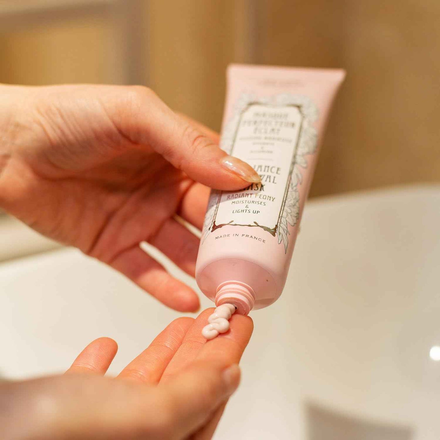 Panier des Sens - Radiance Face Skin care (2.5 Fl oz)