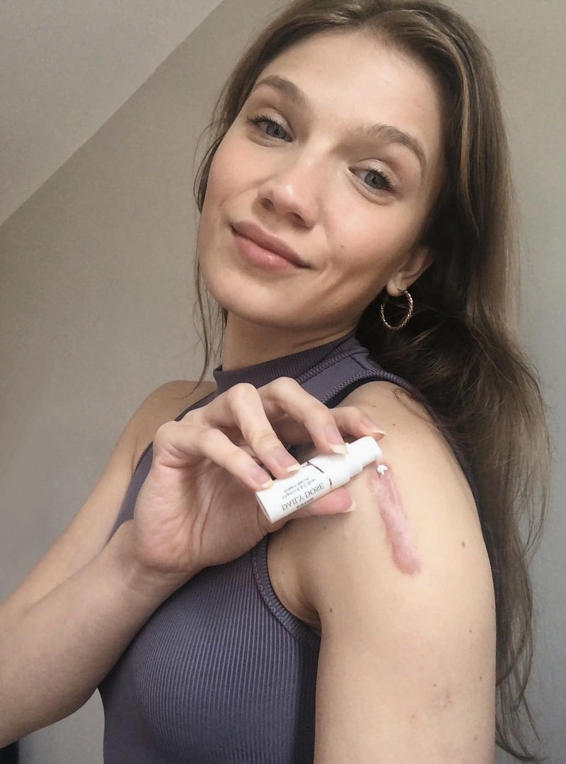 ESTAS Beauty Scar Cream On The Go -Daily Vitamin E & C with Silicone, For Old & New Scars on Face & Body, Ideal For Surgical, Burn, C-Section & Acne Scars, Vegan + Cruelty Free, (0.17oz pack of 3)