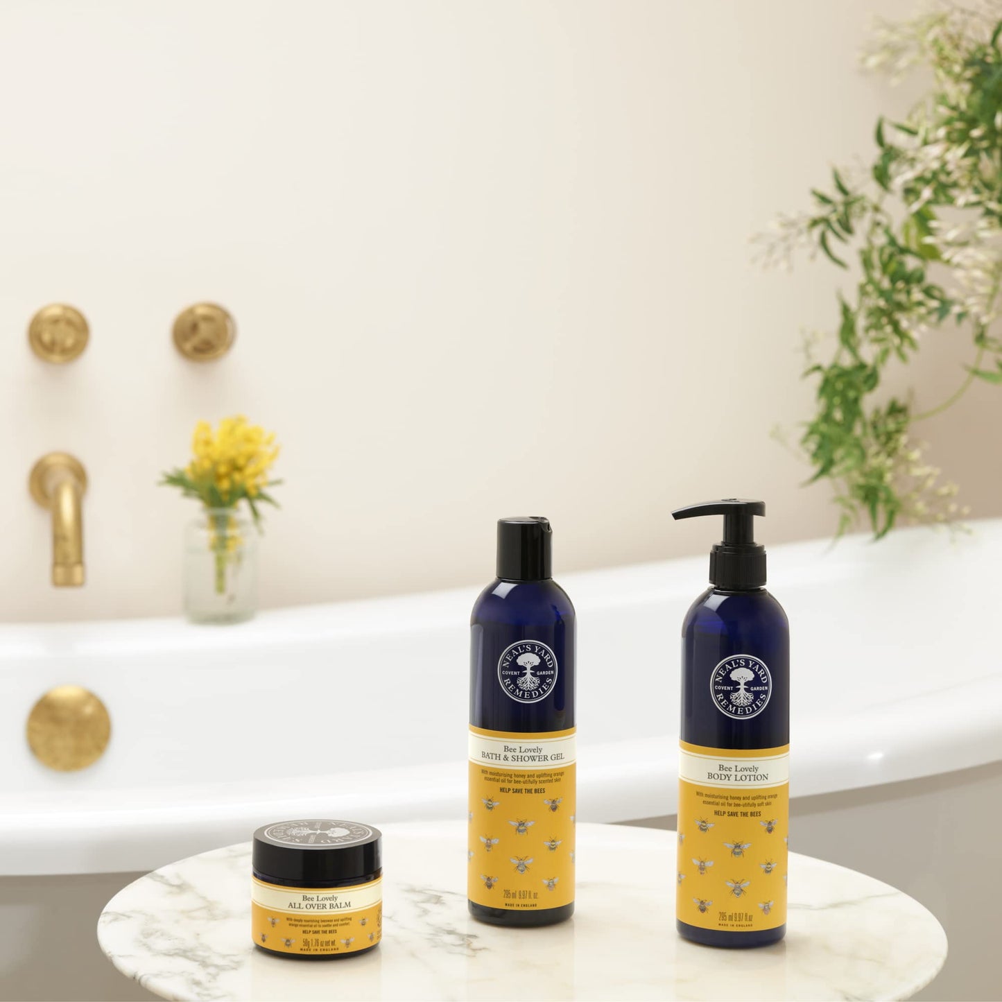 Neal's Yard Remedies Bee Lovely Organic & Gentle Bath & Shower Gel 295ml