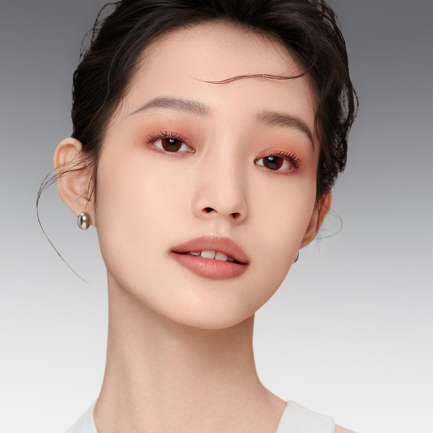FLORASIS Silk Glide Longwear Eyeshadow Stick (05 Apricot Blush)