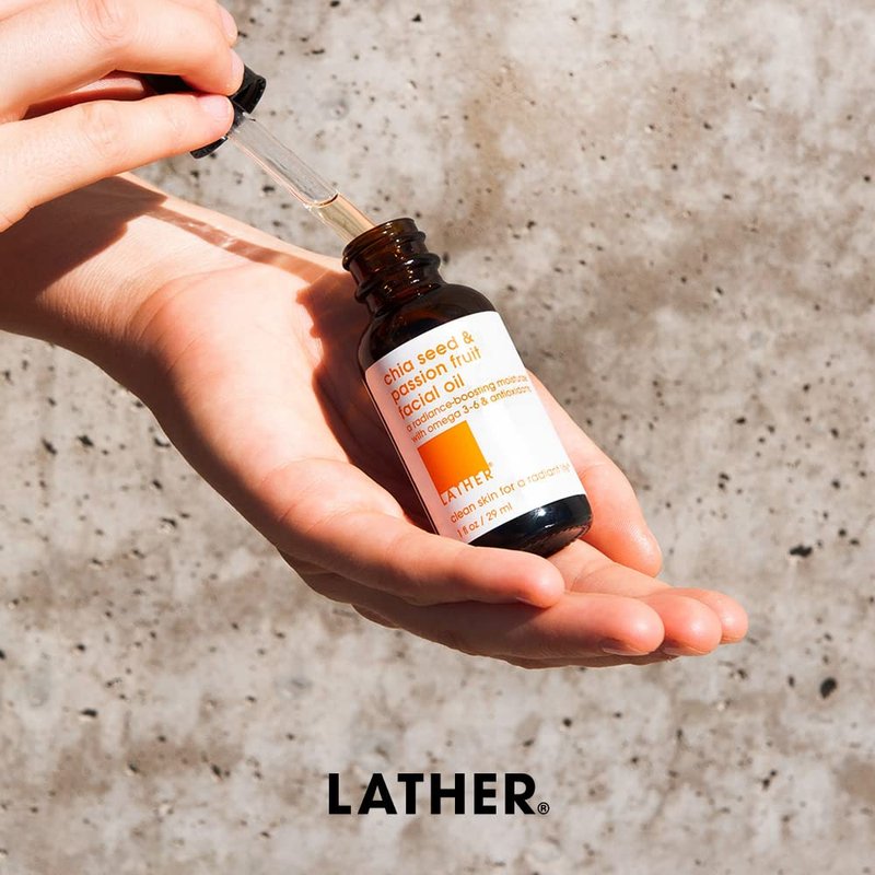 Chia Seed & Passion Fruit Face Oil - Lightweight Moisturizer with Vitamin C, E & A | 1 Fl Oz