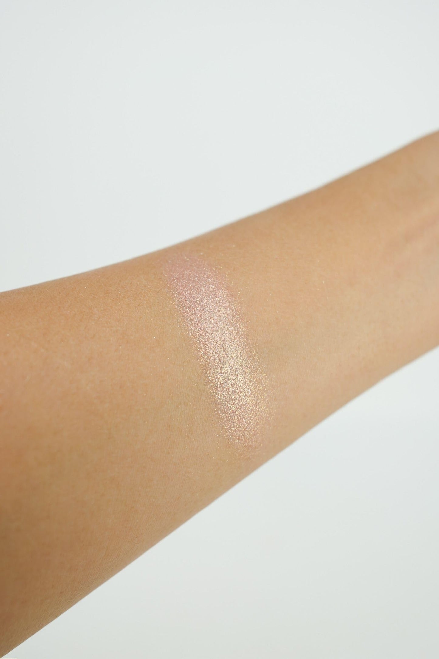 Sunshine & Glitter Highlighter Shimmer Compact - Coral Gold