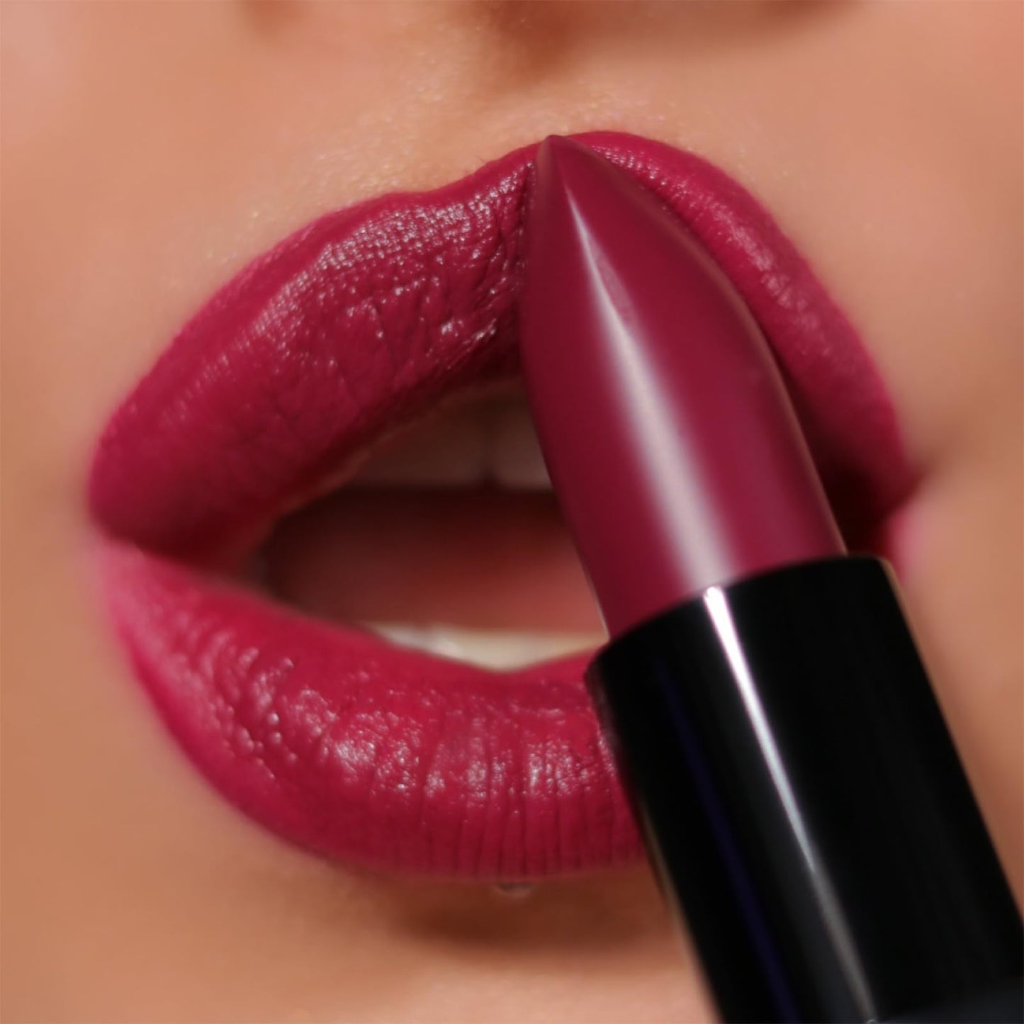 Lord and Berry Vogue Matte Lipstick - Rich, Highly Pigmented Lip Color - Infused with Papaya and Orchid Extracts - 7616 Romance - 0.81 oz