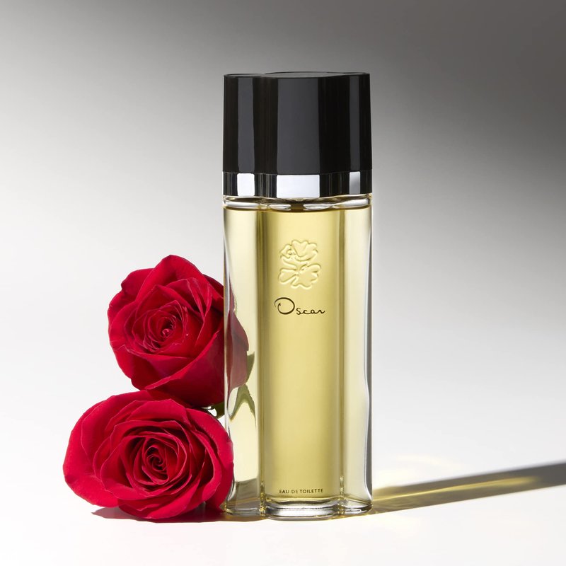 Oscar de la Renta Oscar Signature Eau de Toilette 3 Piece Gift Set for Women - 3.4 Fl. Oz., Travel Spray 0.5 Fl. Oz., and Body Lotion 3.4 Fl. Oz.