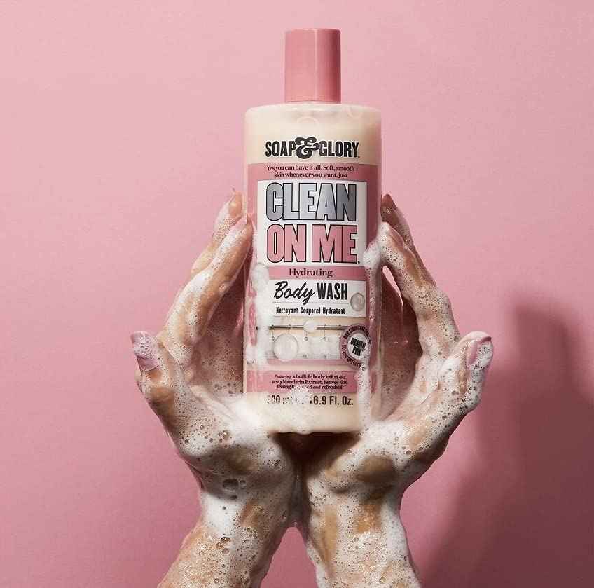 Soap & Glory Original Pink Clean On Me Body Wash - Hydrating Shower Soap & Skin Cleanser with Built In Body Lotion for Hydration - Bergamot & Rose Scented Moisturizing Body Wash (500 ml, 2 pack)