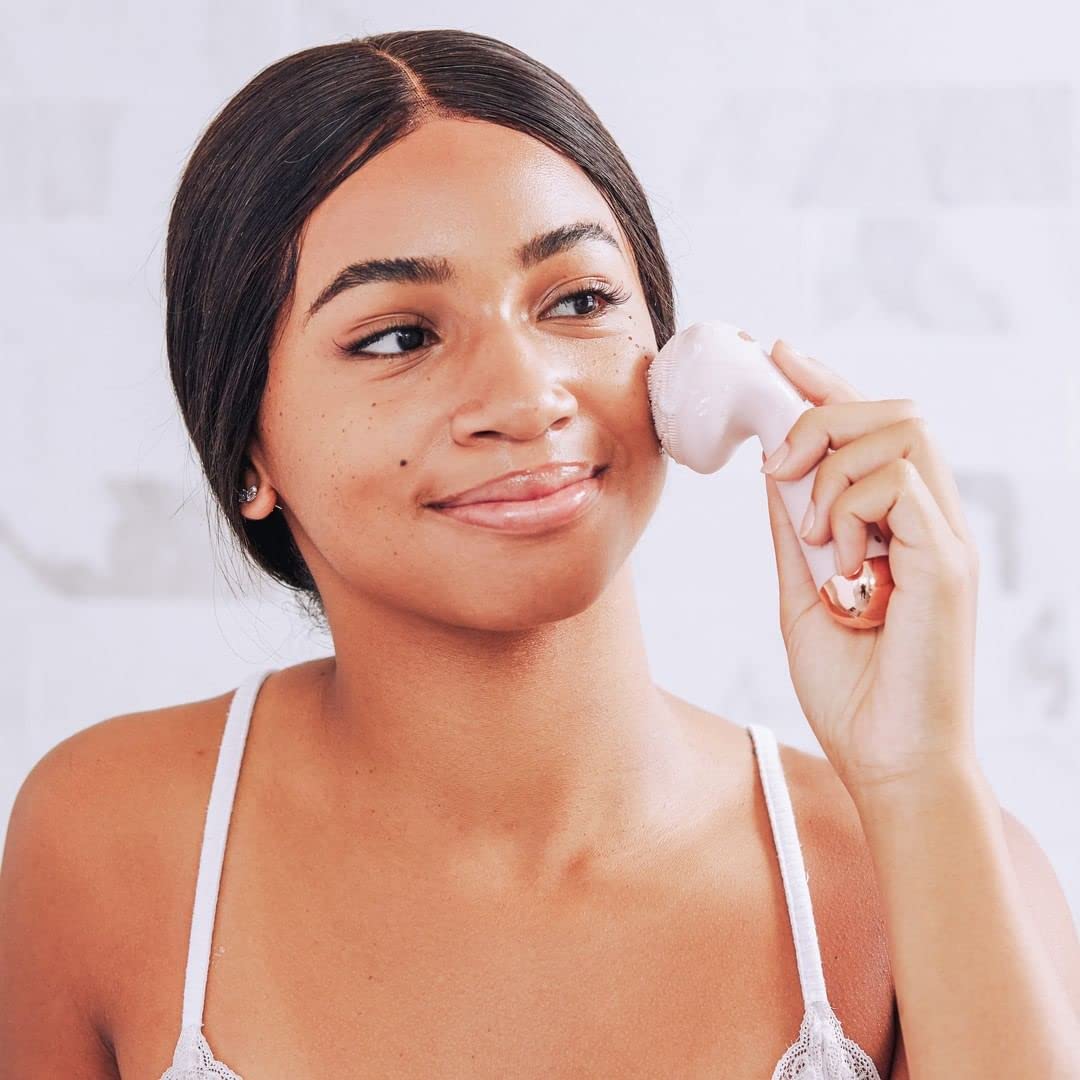 Flawless Cleanse Silicone Face Scrubber - Gentle Deep Cleanser | 1 Count