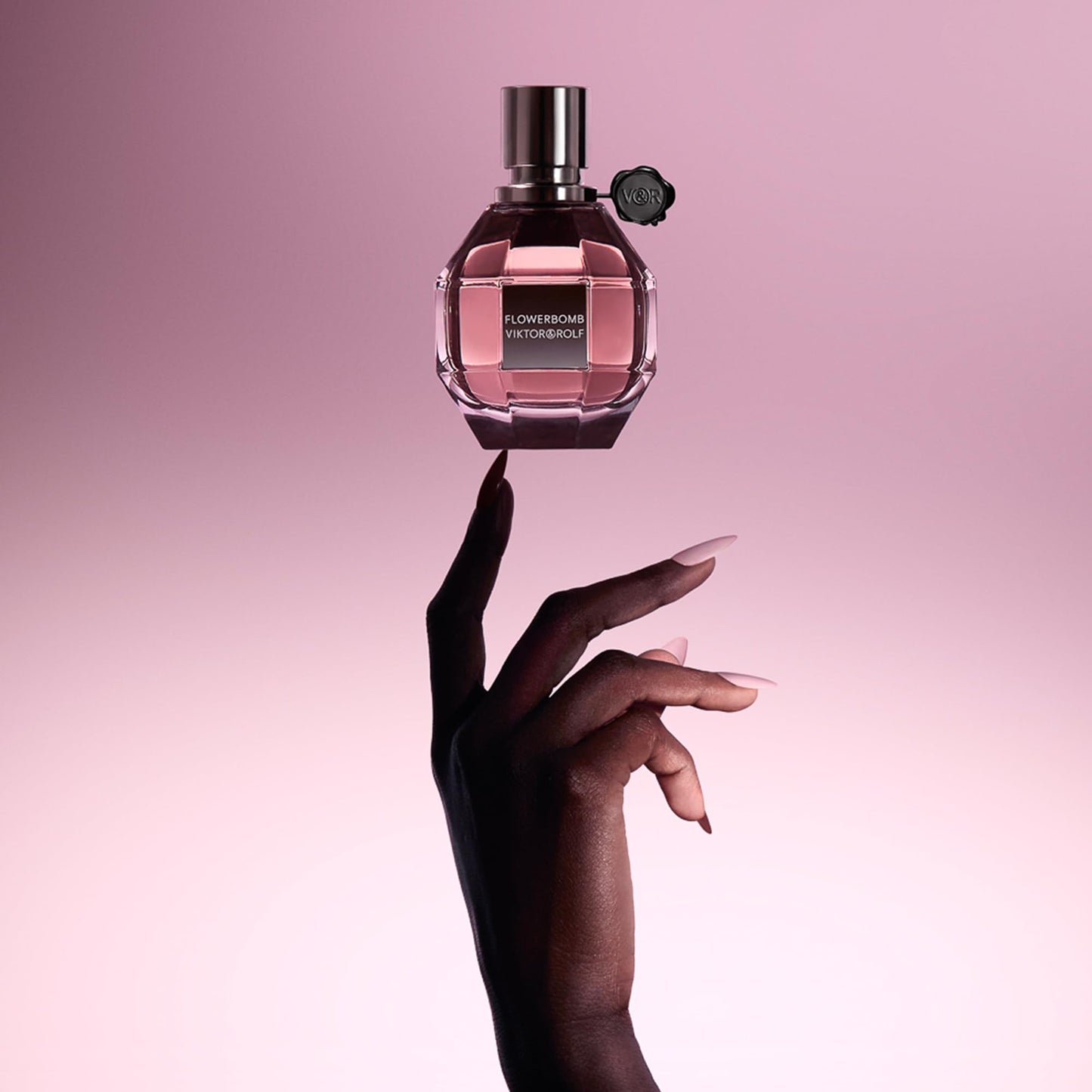 Viktor&Rolf - Flowerbomb Eau de Parfum - Women's 3-Piece Perfume Set - Floral & Woody - With Notes of Rose, Peony & Patchouli - Perfume, 3.4 Fl Oz & Travel Size, 0.3 Fl Oz & Body Lotion