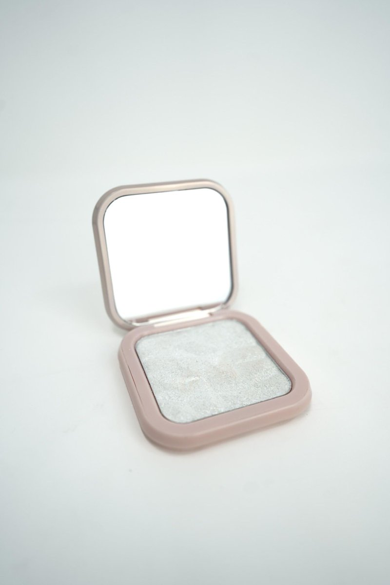 Sunshine & Glitter Highlighter Shimmer Compact - Moonshine
