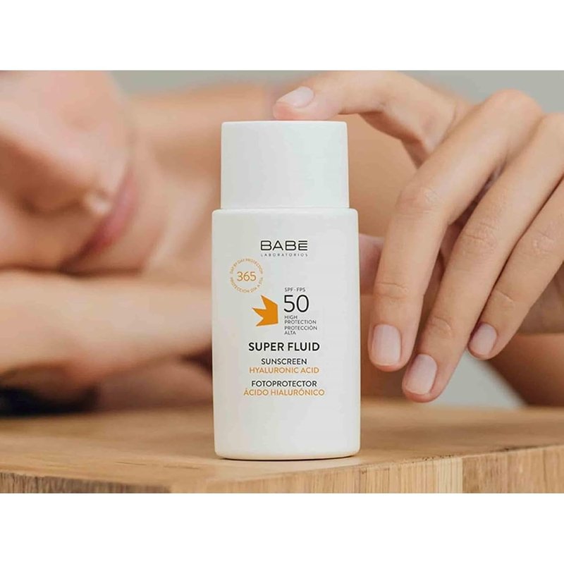 Super Fluid Sunscreen SPF 50 - Lightweight Facial Sun Protection | Broad Spectrum UVA/UVB | Non-Greasy & Fast Absorbing - 1.69 fl oz
