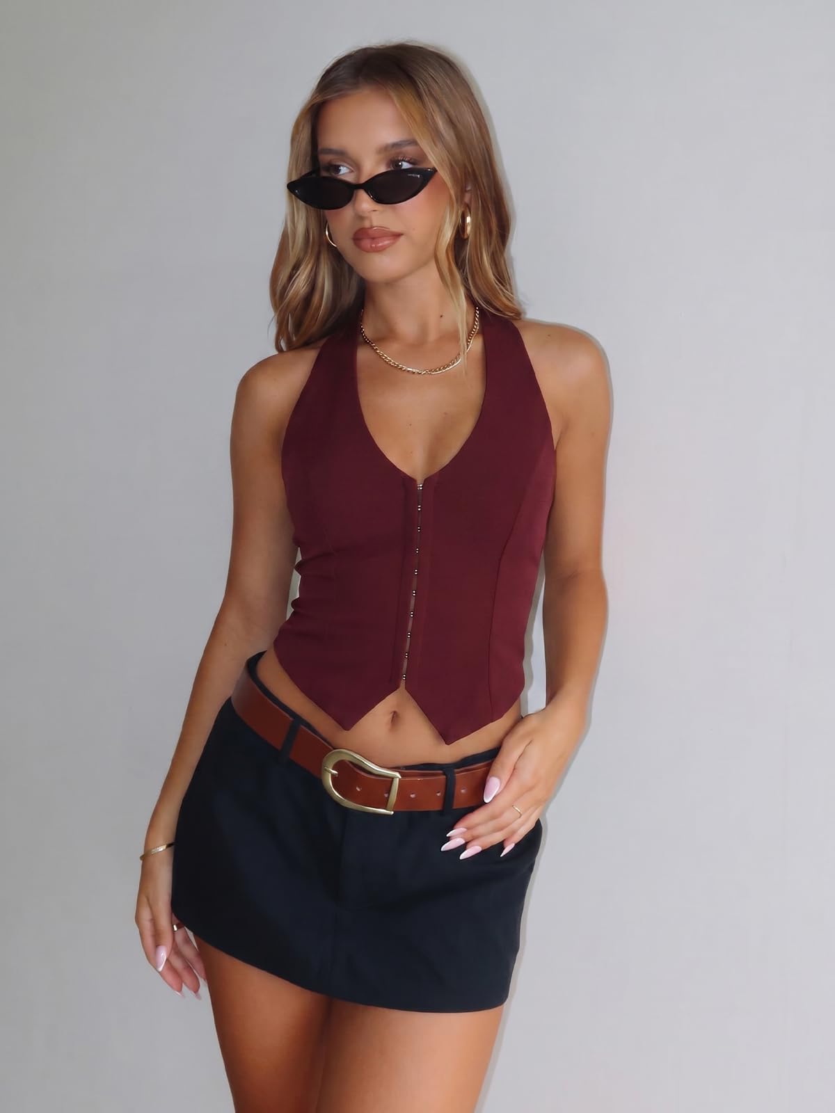 UNCOOYEE Going Out Tops for Women Sexy Backless Halter V Neck Tank Top