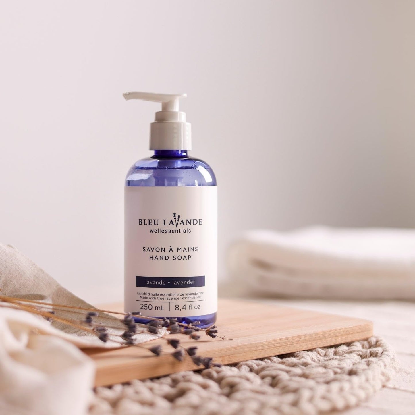 Bleu Lavande lavender hand care gift set - Soothing Aromatherapy – Made with Premium True Lavender Essential Oil - Natural products – lavender hand soap & hand cream – No sulfates