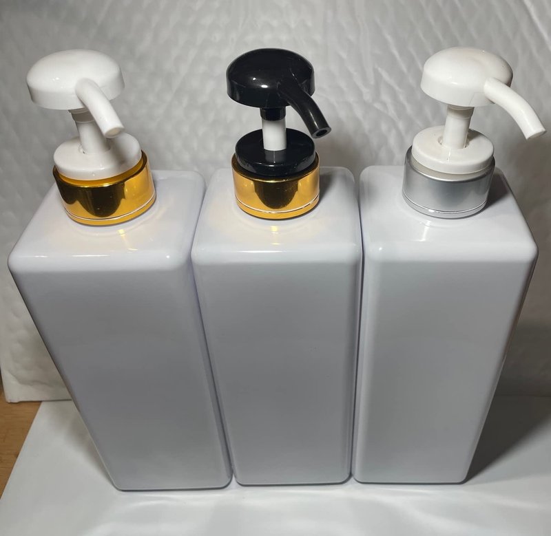 Empty Plastic Pump Bottles Square Shampoo Bottle Conditioner Soap Lotion Refillable, BPA Free for Body Wash, Moisturizer, Face Cream, Liquid Hand Soap, Self-Tanner, Set of 3 (3pack, SilverWhite)
