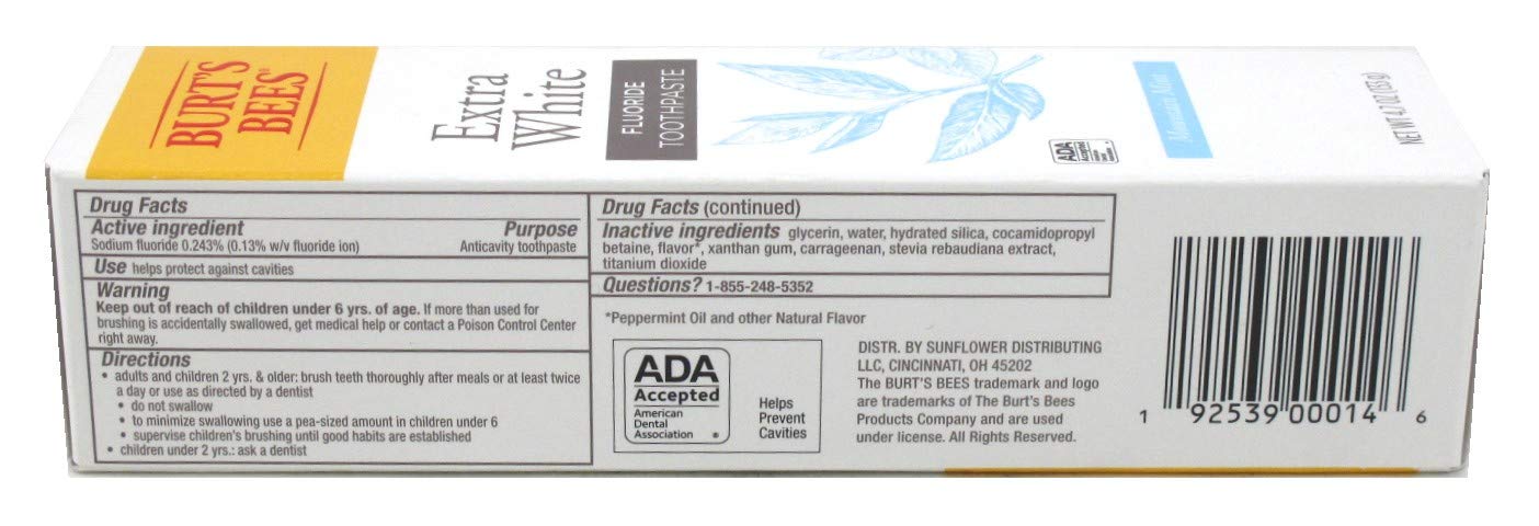 Burts Bees Extra White Mountain Mint Fluoride Toothpaste 4.7 Ounce (Pack of 2)