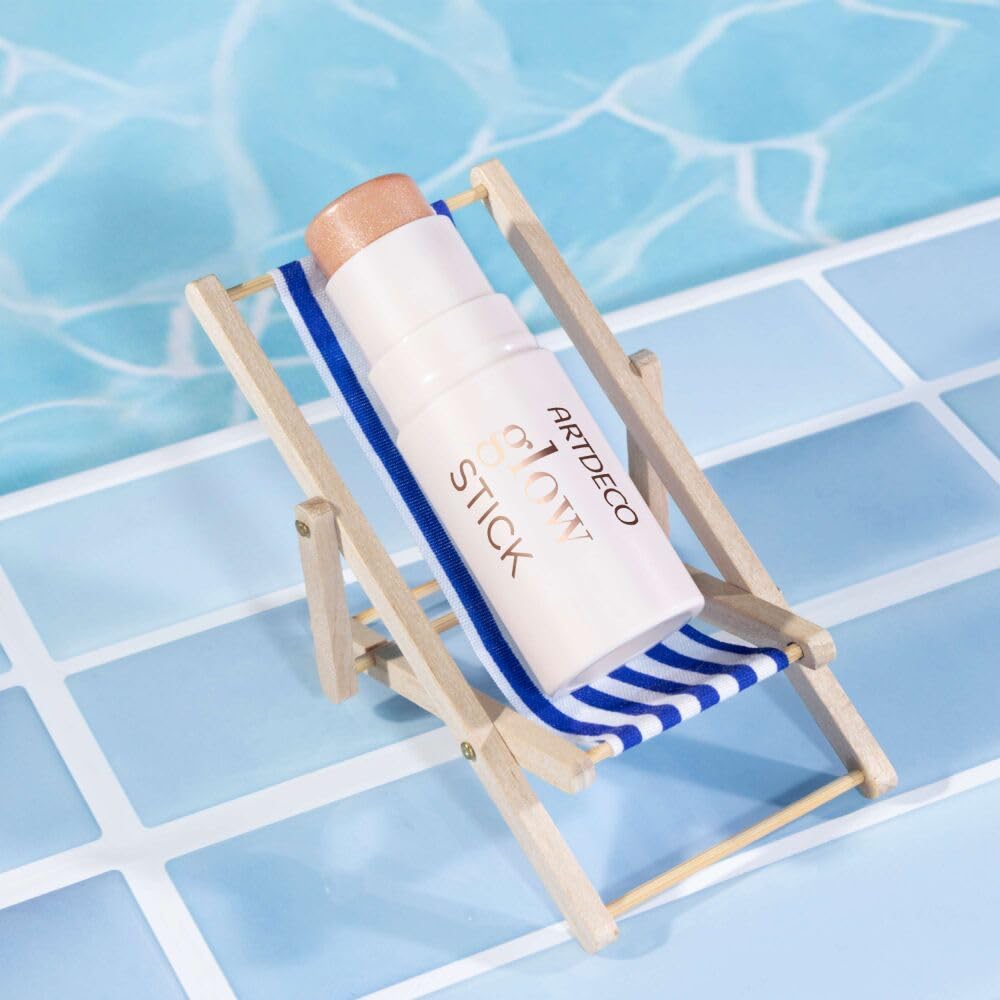 ARTDECO Glow Stick – Cream Highlighter for Natural Radiance – Easy to Apply Makeup Stick for Instant Glow & Fresh Look – Vegan & Cruelty Free – 0.17 oz