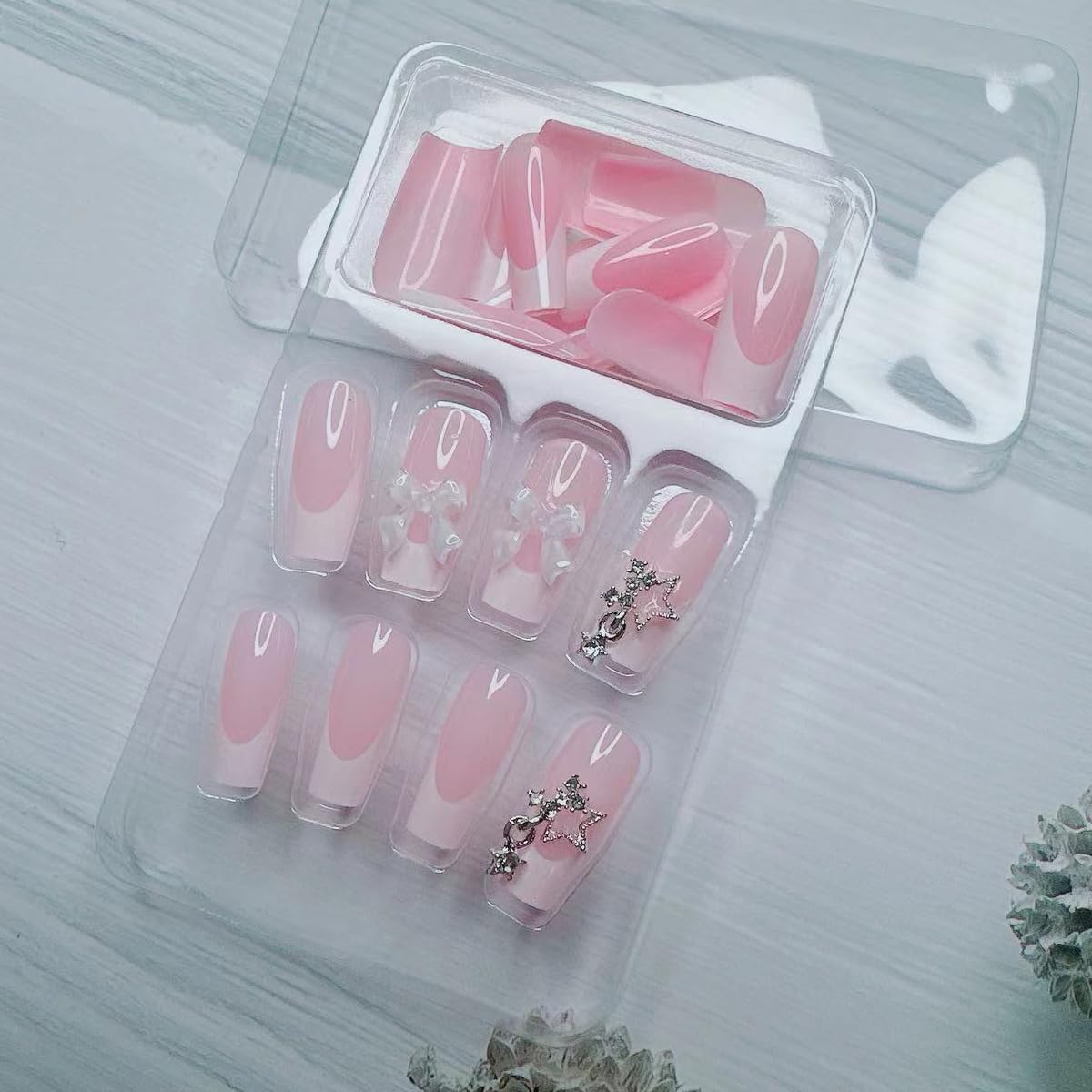 24pcs French Tip Press-On Nails - Short, Charms, Bow, Flower Design, Pink, Cute, Square Shape, Acrylic, Rhinestones