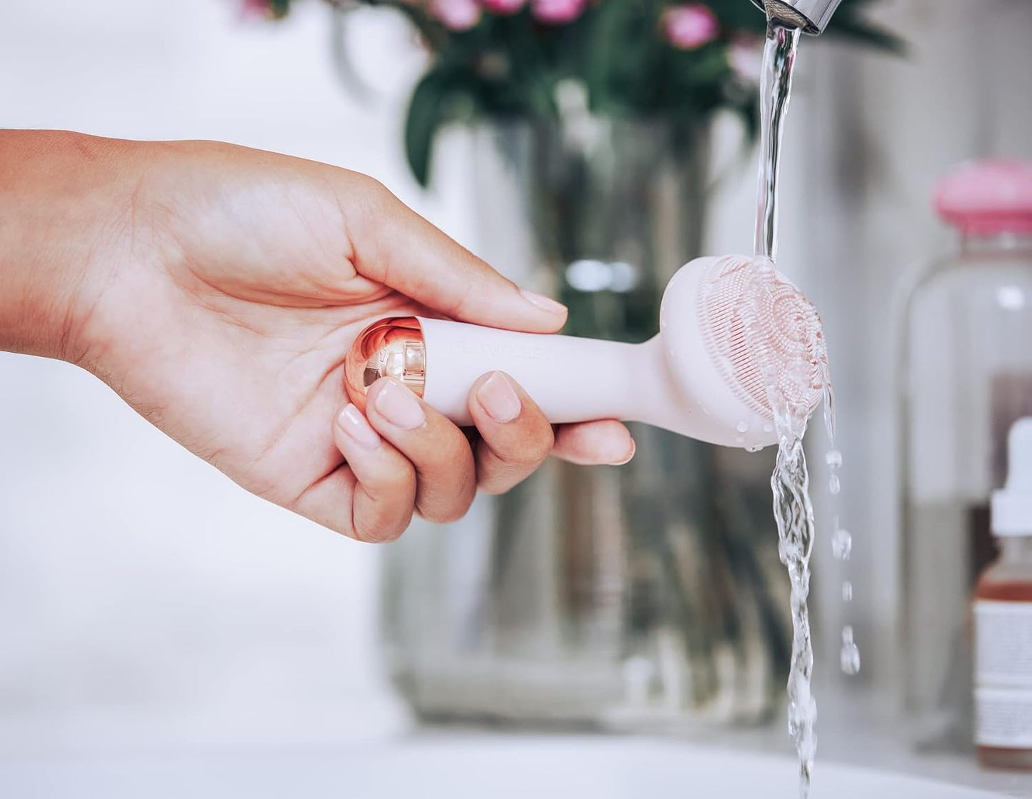 Flawless Cleanse Silicone Face Scrubber - Gentle Deep Cleanser | 1 Count