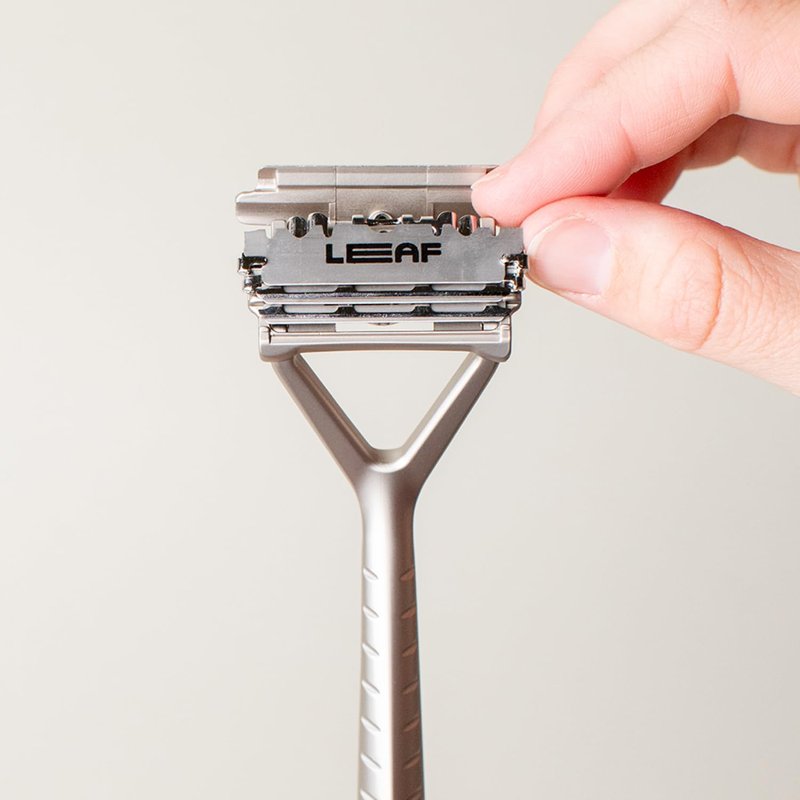 Leaf Shave | Leaf Single-Edge Safety Razor Blades, Platinum-Coated Stainless Steel Refills Compatible with Twig & Thorn Razor, and Dermaplaner, 100 Count