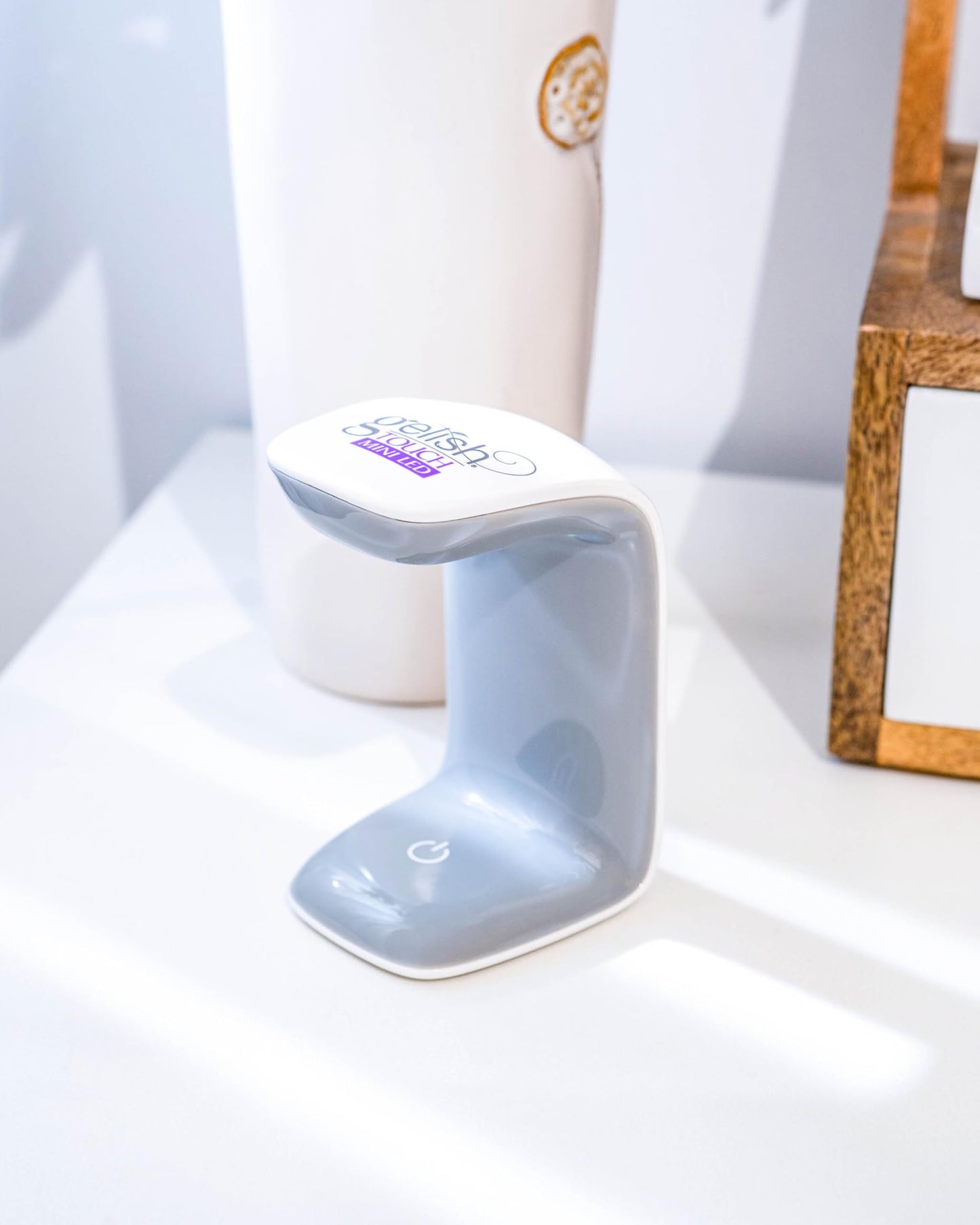 Gelish MINI Touch LED Light – Portable & Rechargeable LED Curing Light for Soft Gel™ Tips & Quick Gel Nail Repairs, Touch Activated, 30-Second Cure, USB Cable Included.