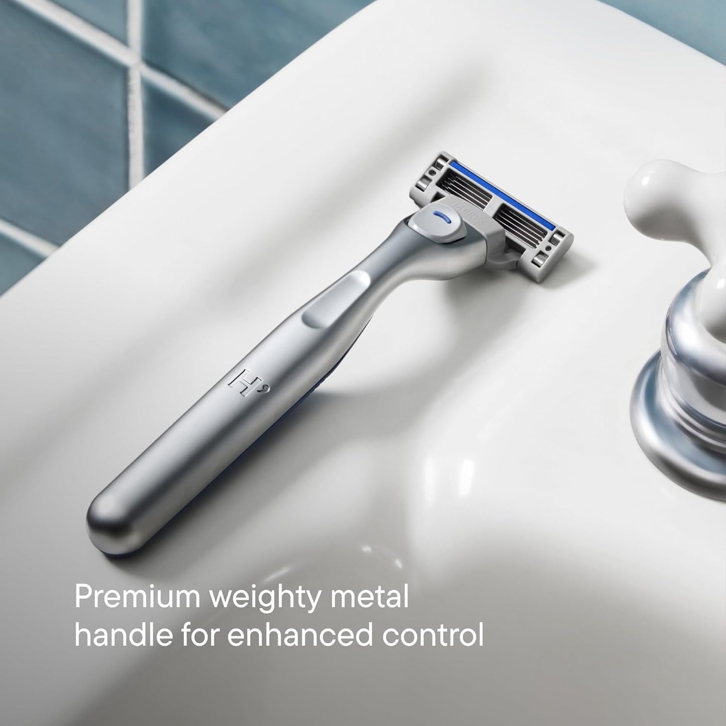 Harry's Plus Shaving Kit for Men - Premium Handle, 5 Razor Blade Cartridges, 2 oz Foaming Shave Gel, and Travel Blade Cover - TSA Approved Travel Essentials - Advanced Pivoting System - Onyx