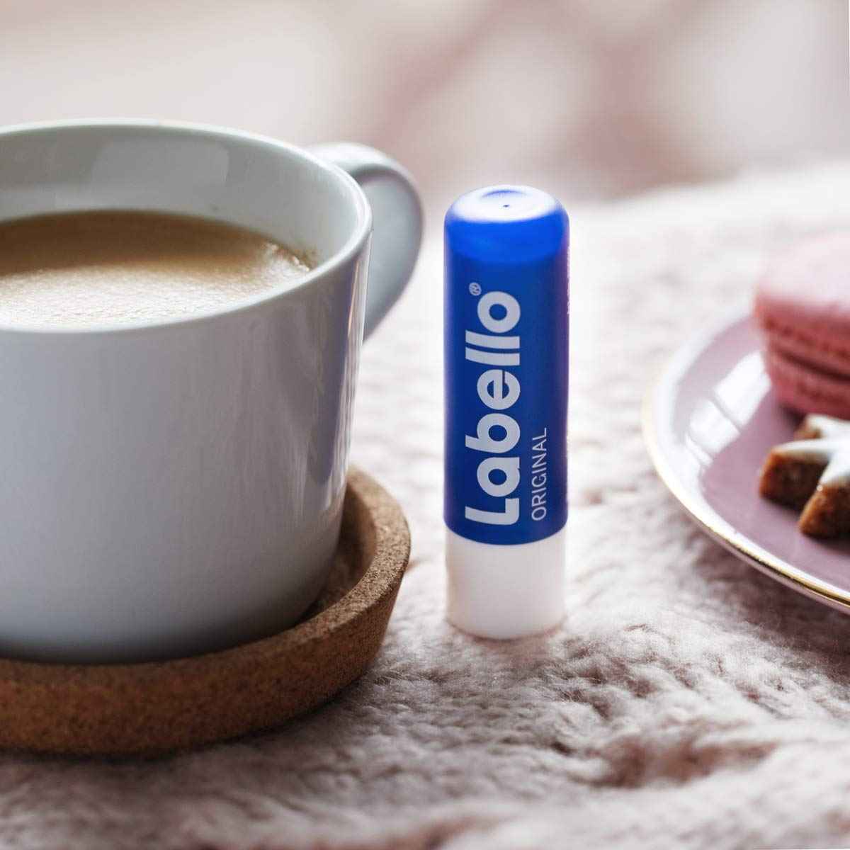 Labello Original Lip Balms - Pack of 6 (6 x 4.8 g), Naturally Beautiful Lips, No Mineral Oils