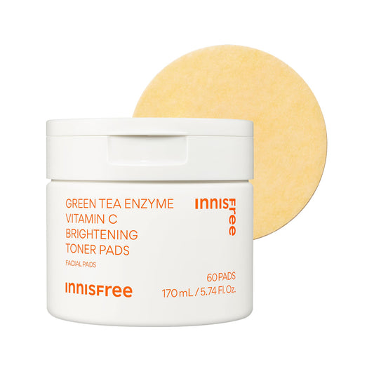 innisfree Green Tea Enzyme Vitamin C Toner Pads | Brightening Korean Face Pads with Hyaluronic Acid and Niacinamide for Dark Spots, Radiance and Even Skin Tone | 60 Pads