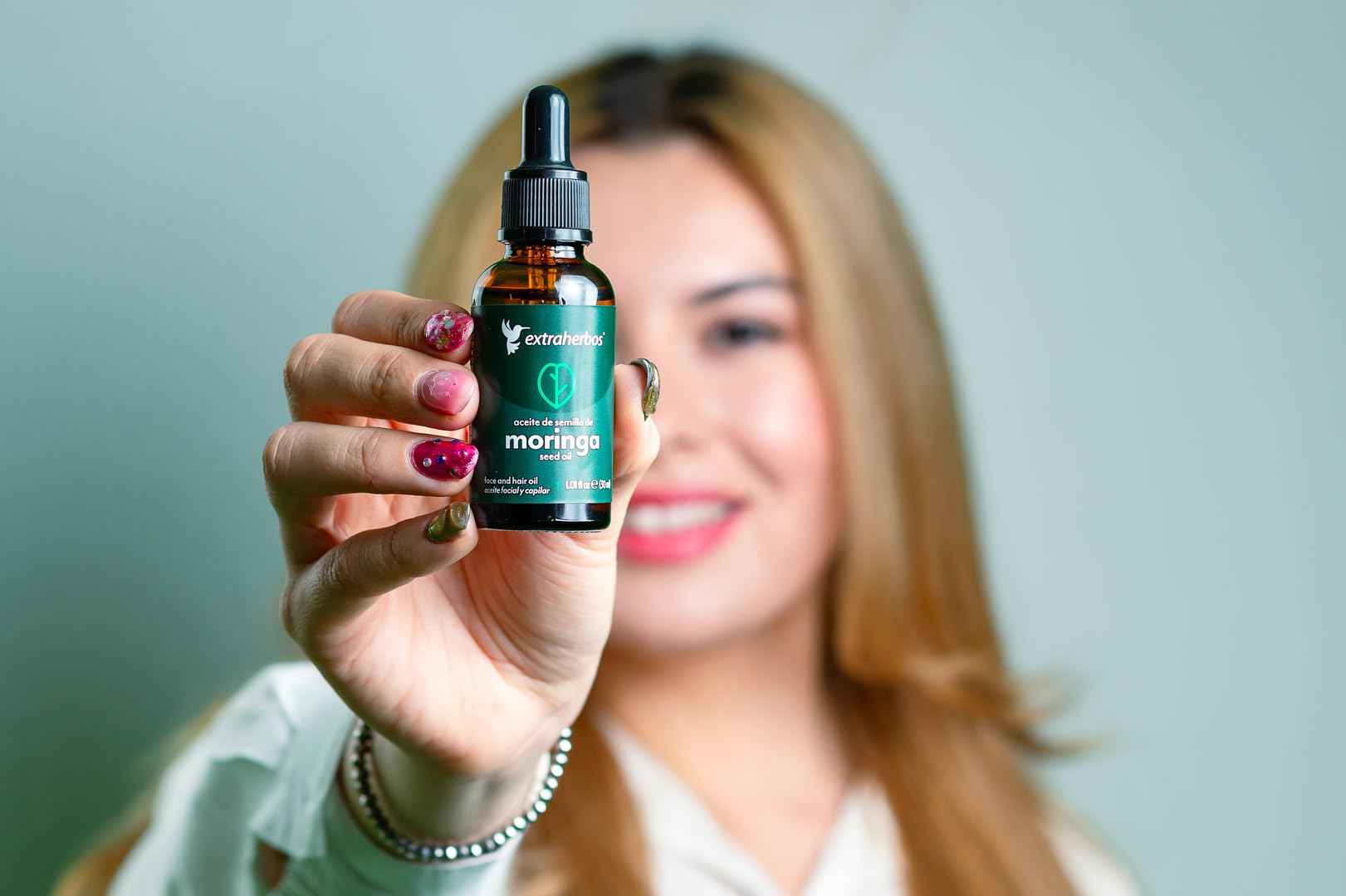 Extraherbos Mexican Moringa Oil - Cold-Pressed from Family Farm - Pure Anti-Aging Face & Hair Oil - Traditional Beauty Formula - 1 fl oz