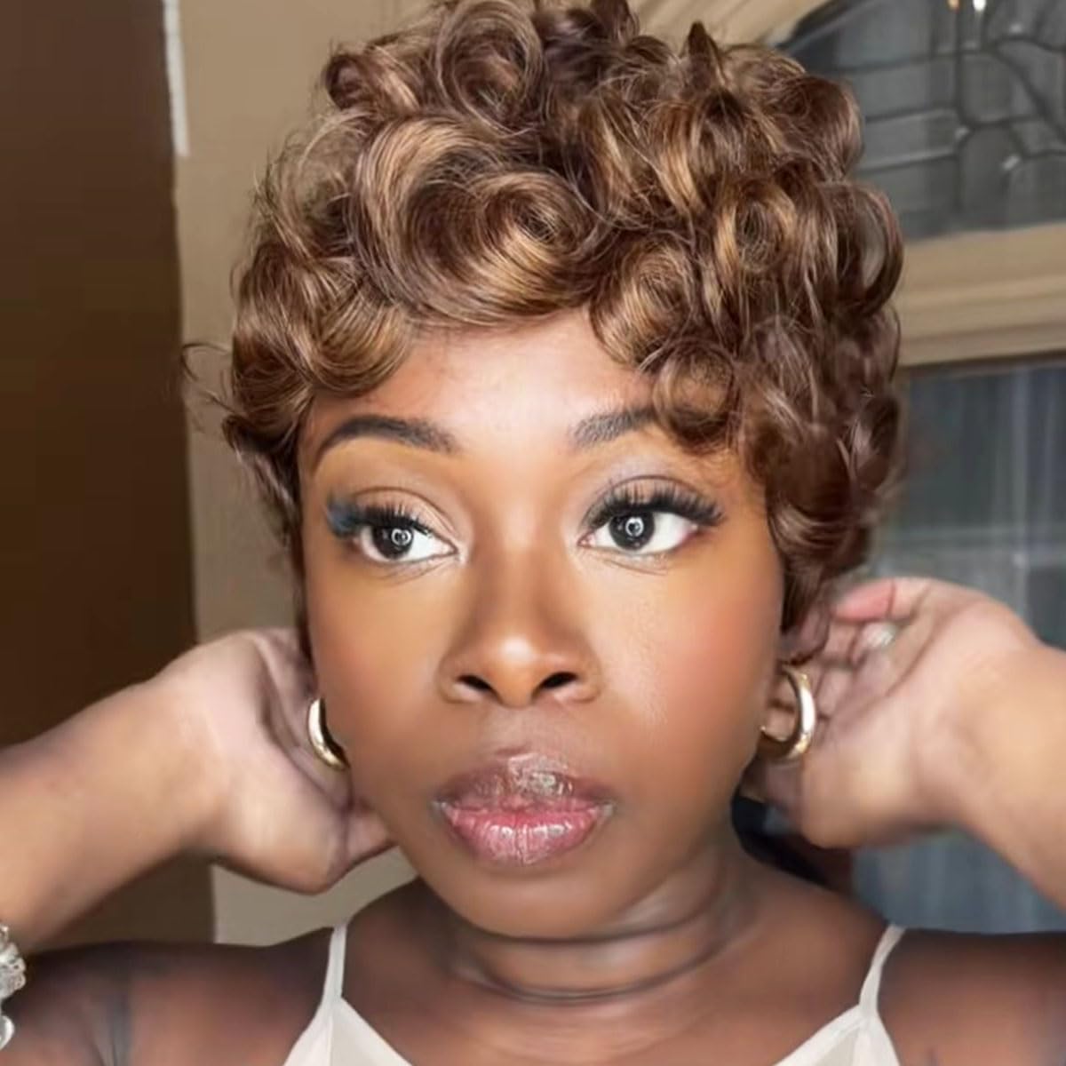 ShowReal Pixie Cut Wigs for Black Women Pixie Cut Human Hair Wigs Natural Black Short Curly Human Hair Wig Short Layered Brazilian Virgin Human Hair Gluless Wigs (025-1B)
