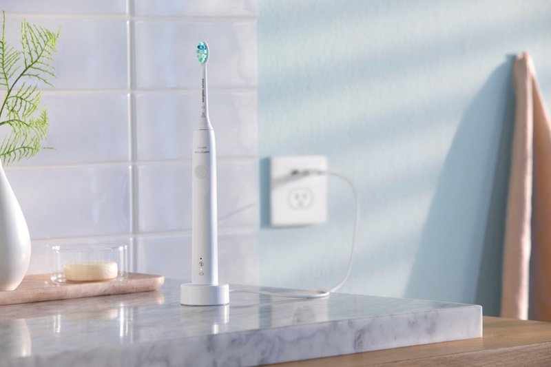Philips Sonicare ProtectiveClean Removes up to 2X More Plaque, Long Lasting 14 Day Battery Life Rechargeable Electric Toothbrush