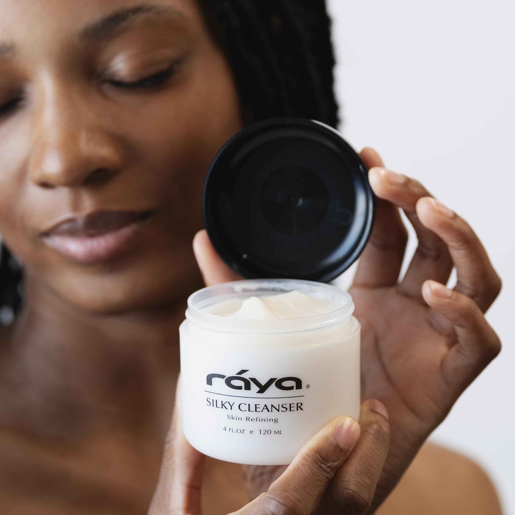 Raya Silky Cleanser (R-114) Daily Hydrating Facewash | Chamomile & Seaweed Extract Facial Cleanser for Dry Skin | Oil-Free, Clear & Smooth Skin Complexion | Light, Foamy Refining Facial Cleaner