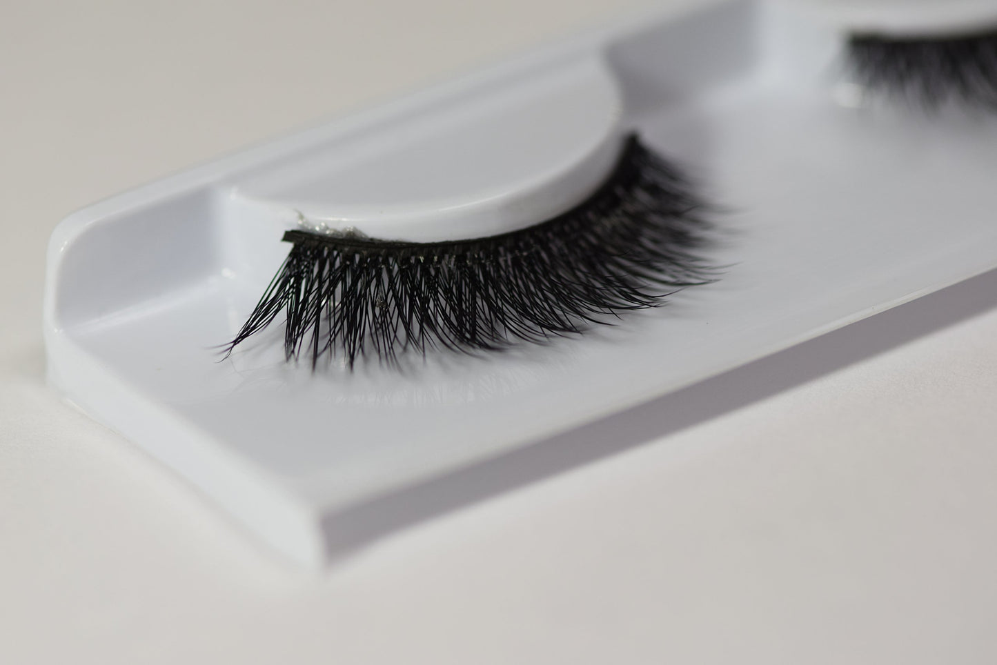 "4 Pairs" Miss 3D Volume Lash MS03
