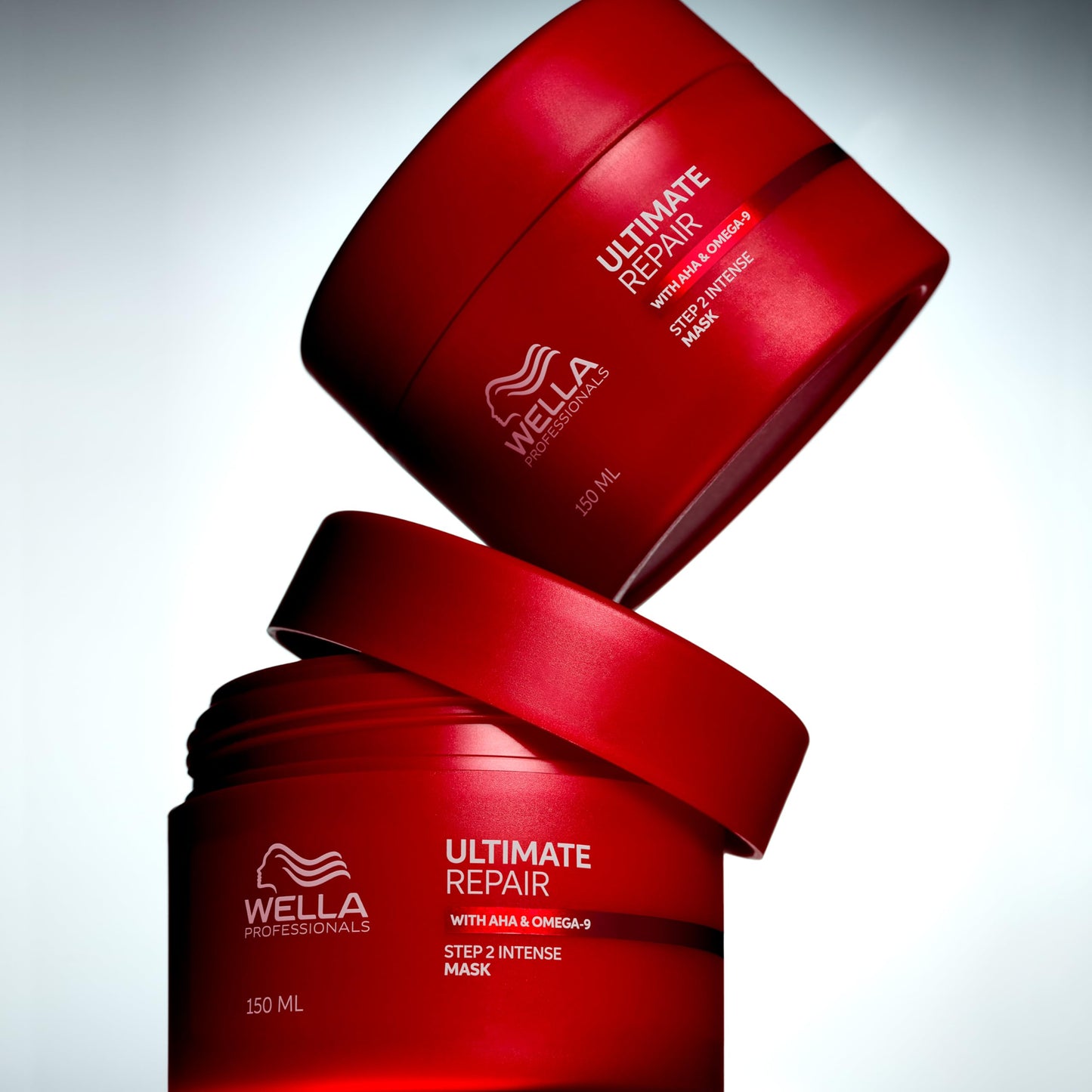 Wella Professionals ULTIMATE REPAIR Mask for Damage Hair | Deeply Nourishing | Strengthens & Smooths | 16.9 Fl Oz - Packaging May Vary