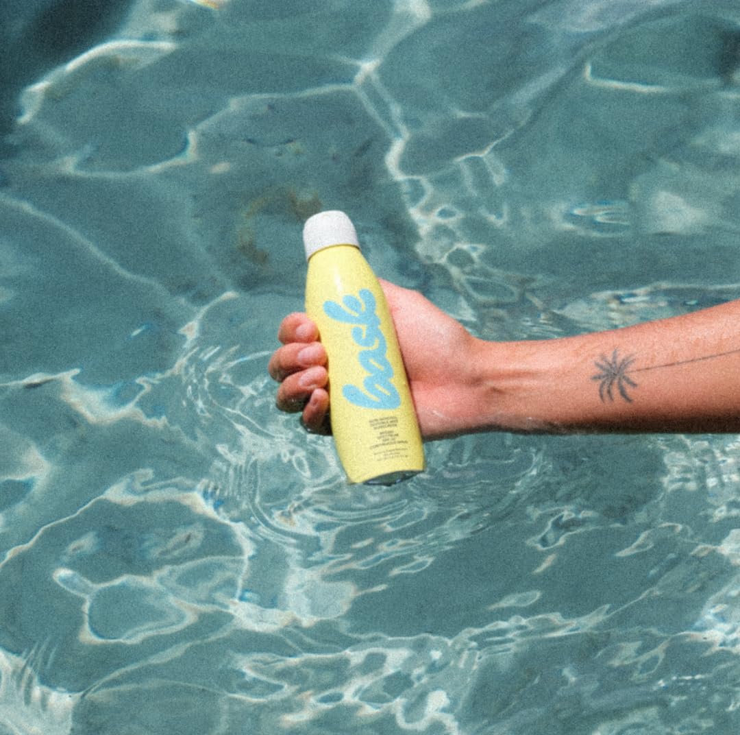 Bask SPF 30 Sunscreen Spray - Non-Aerosol, Broad Spectrum UVA/UVB Protection, Dermatologist Recommended, Moisturizing, Lightweight & Non-Greasy, 5.5 oz