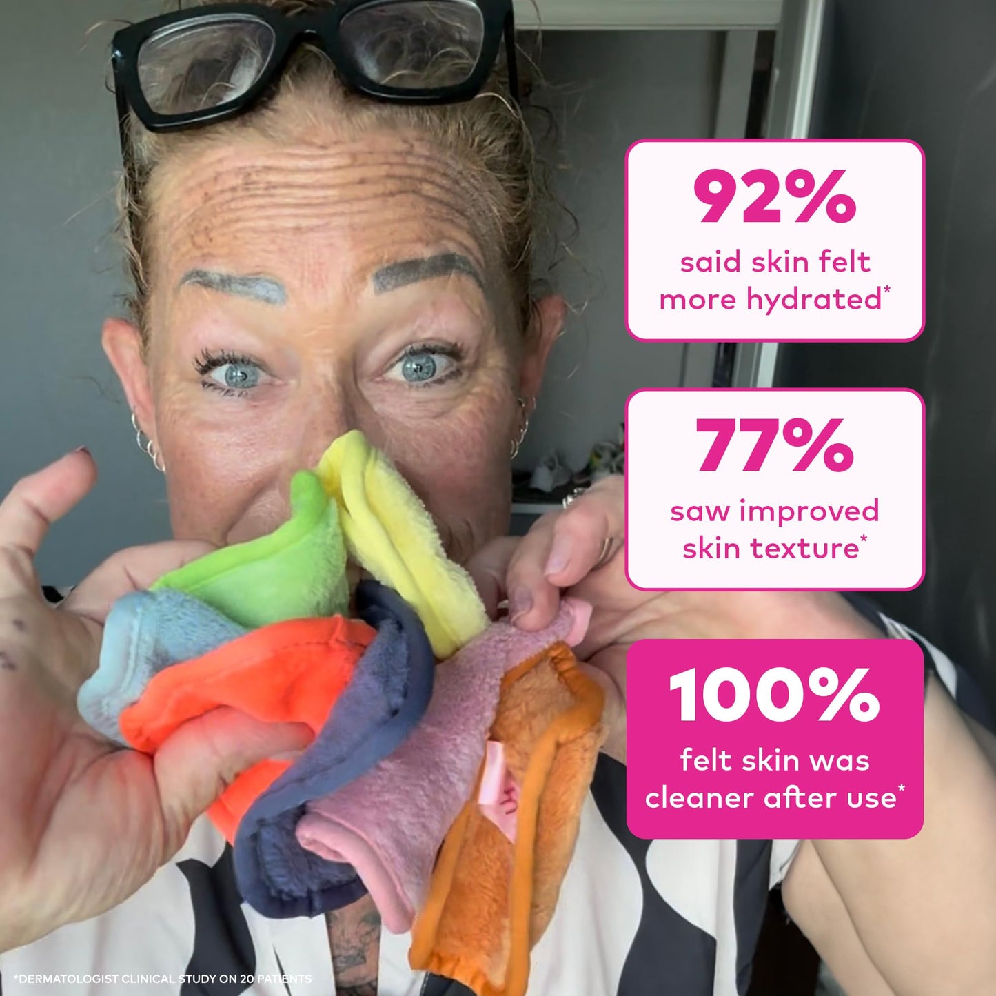 The Original MakeUp Eraser 7-Day Set, Erase All Makeup with Just Water, Including Waterproof Mascara, Eyeliner, Foundation, Lipstick, Sunscreen, and More! Sunset Boulevard, 7ct.
