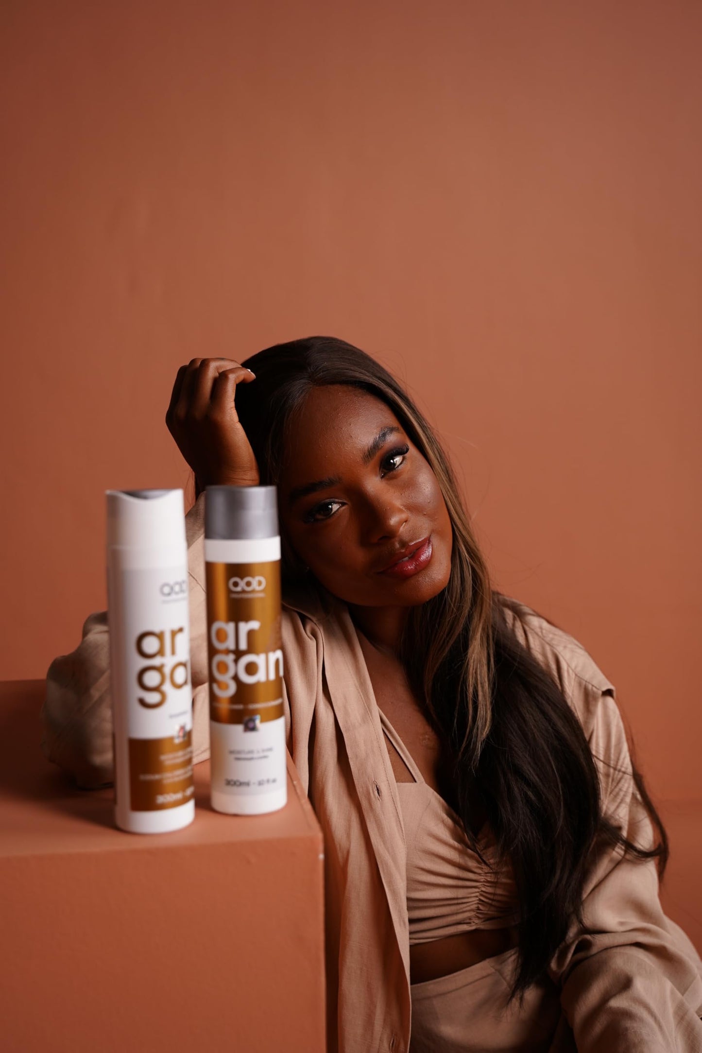 QOD PRO Argan Hair Care Set – Shampoo, Conditioner & Argan Oil Serum, Deep Hydration, Frizz Control & Shine for Dry, Damaged Hair, Total 660ml / 22.2 fl.oz
