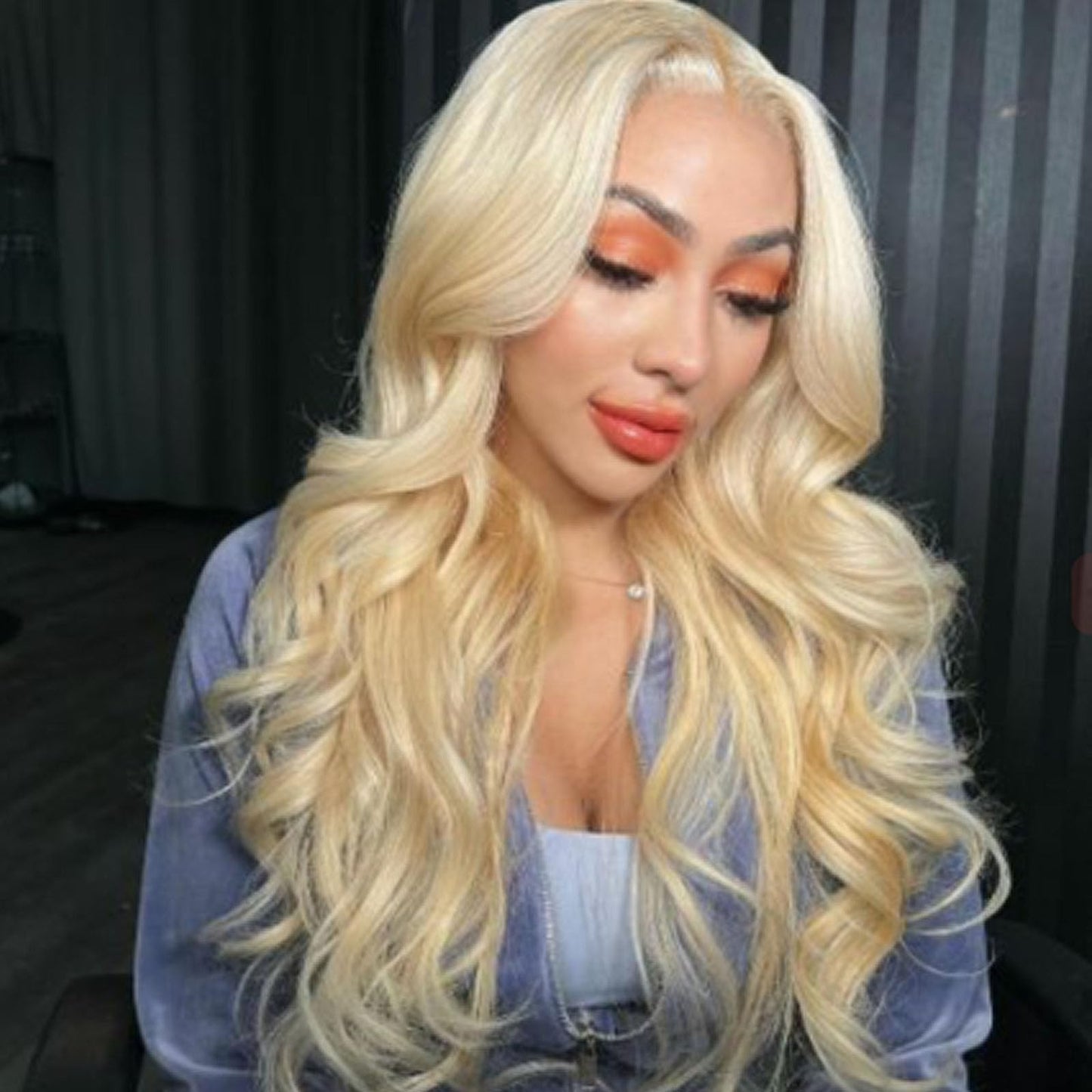 AFBeauty 613 Blonde Wig Realistic Glueless Lace Front Wig Long Wavy Wigs for White Women 613 Hd Lace Frontal Wig Natural Hairline Synthetic Heat Resistant Fiber Hair Daily Cosplay 24Inch Real Hair