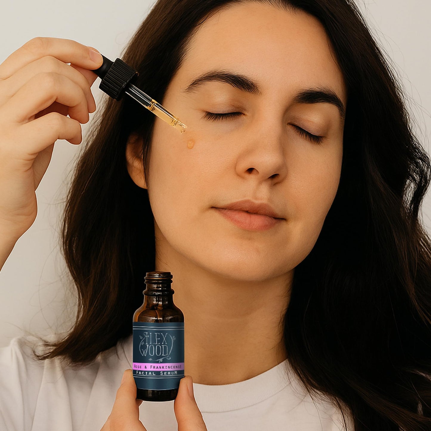 The Ilex Wood - Rose and Frankincense Face Serum - 100% Natural, Vegan, Moisturising, Anti Ageing, Wrinkle & Line Reducing, Cruelty Free, Plastic Free, Handcrafted - 20ml (0.68 fl oz)