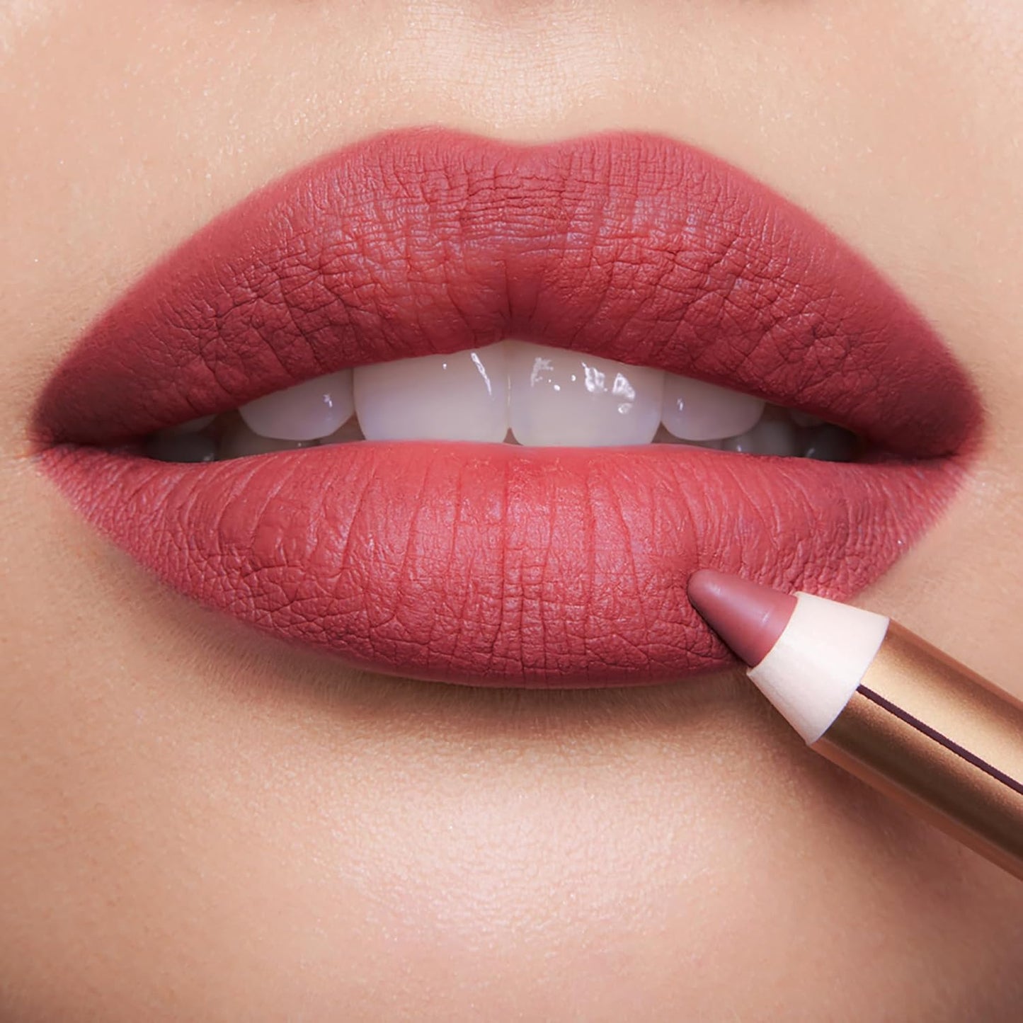 Charlotte Tilbury Lip Cheat Lip Liner Pencil - Define & Enhance Lips with Jojoba Oil | Waterproof & Smudge-Proof