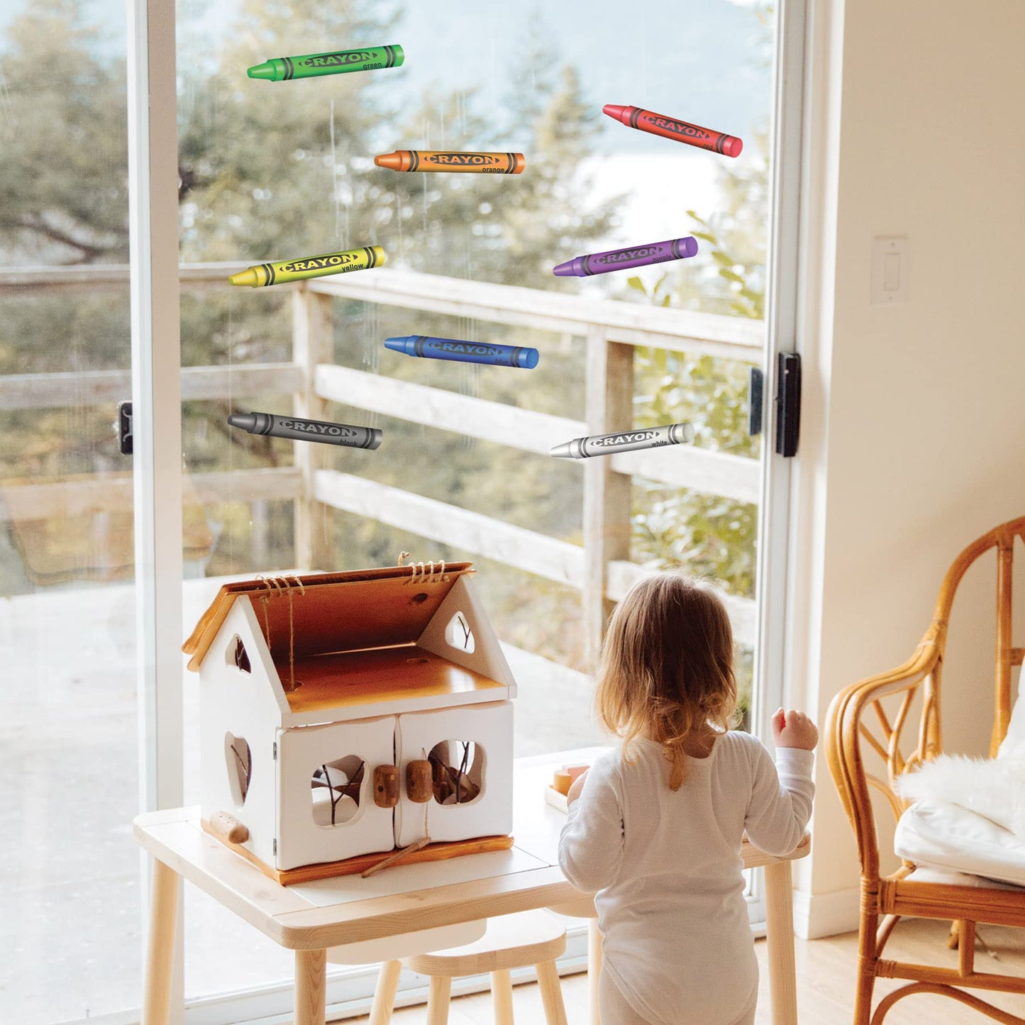 Beistle Crayons Peel 'N Place