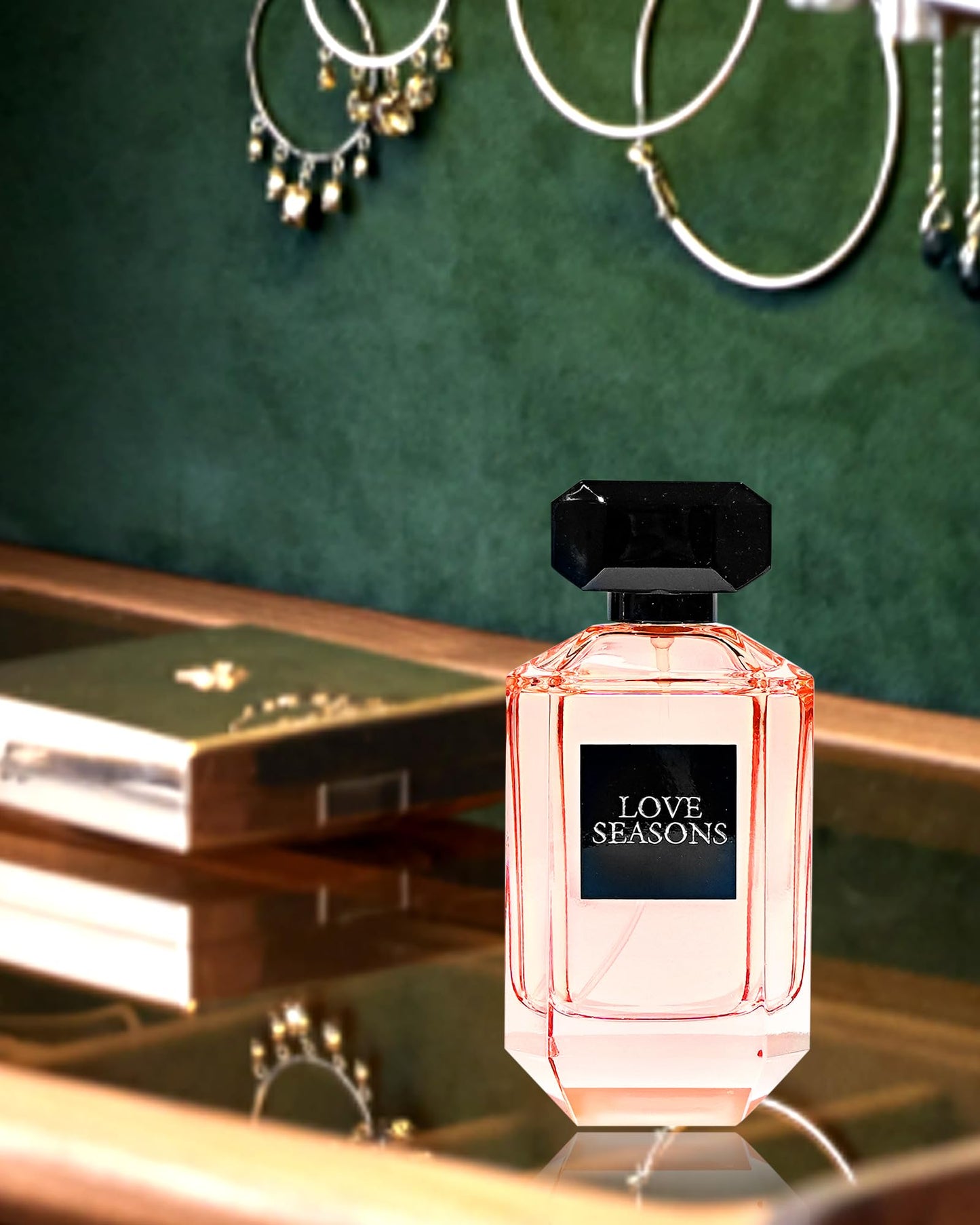 PERFUME&BEAUTY Love Seasons Eau de Parfum Spray for Women，Long Lasting Fragrance，Notes of Bergamot, Wolfberry, Pomegranate, Hibiscus, Lily, Musk, Cedar, 3.4 oz Spray, Ideal Gift for Mom, Graduate