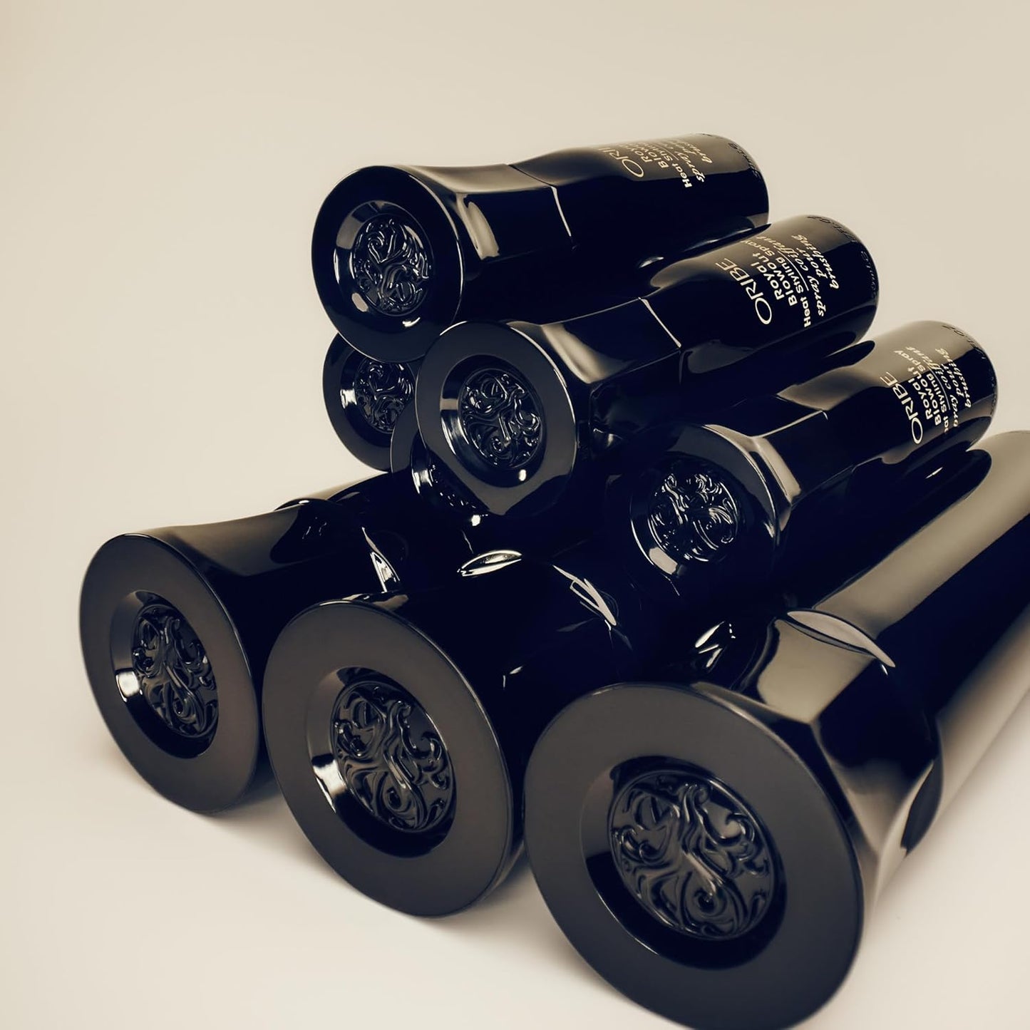Oribe Royal Blowout Heat Styling Spray - Lightweight Formula for Smooth, Frizz-Free Hair