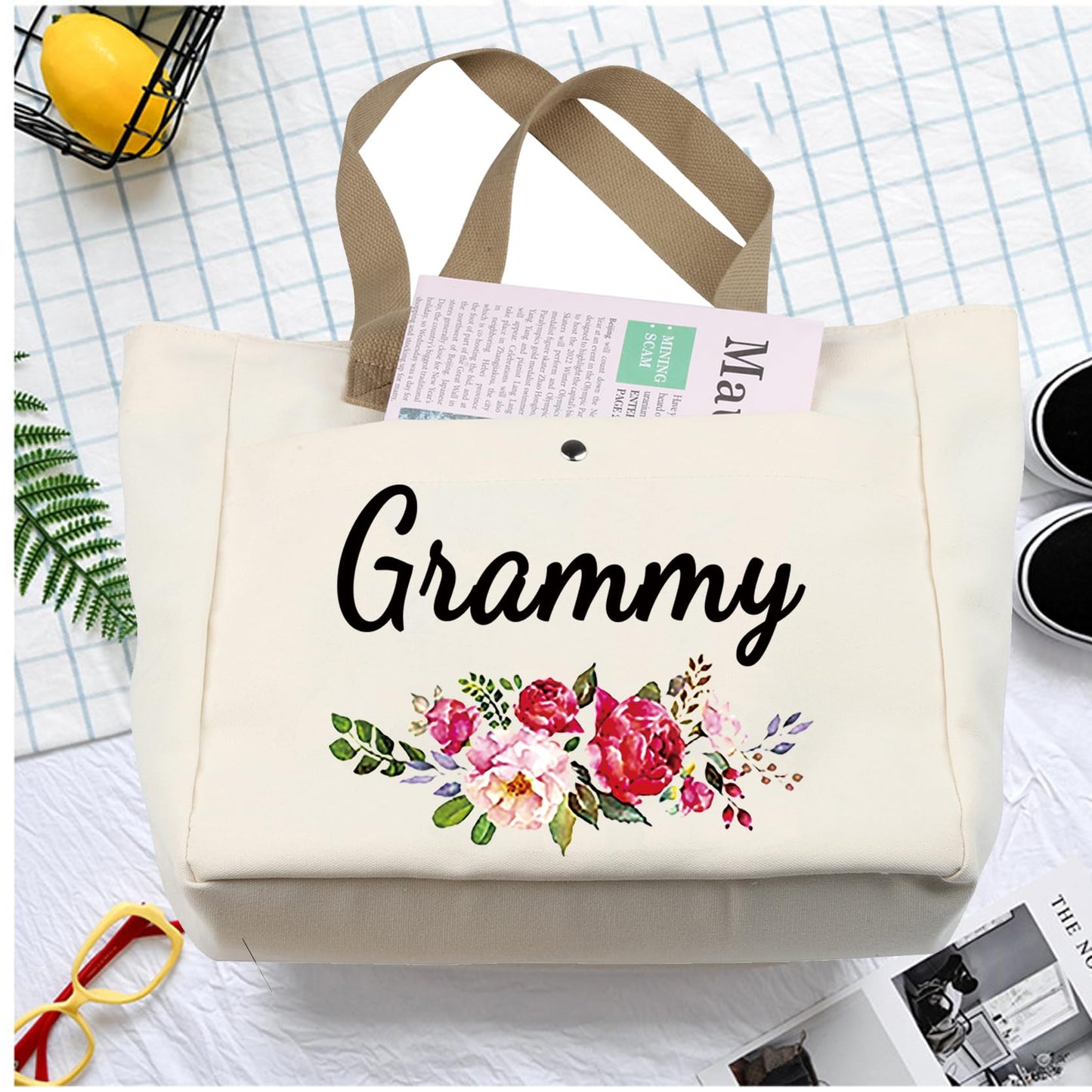 JYTAPP Grammys Gifts for Grandma Cosmetic Bag for Grandmothers Women Best Grams Ever Gifts for Grammie Grandmother Travel Zipper Pouch (Beige Tote Bag)