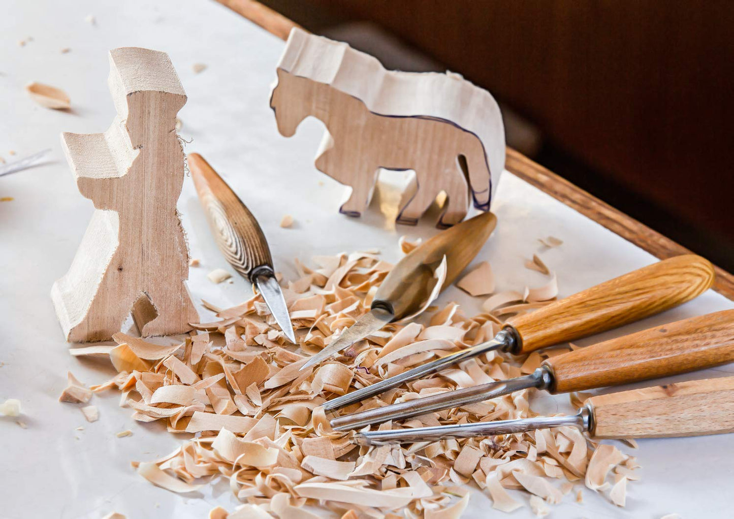 ARTEZA Basswood Carving Blocks, Set of 5, One 4 x 2 x 2 Inches and Four 4 x 1 x 1 Inches, Wood Blocks for Carving, Crafting, Whittling