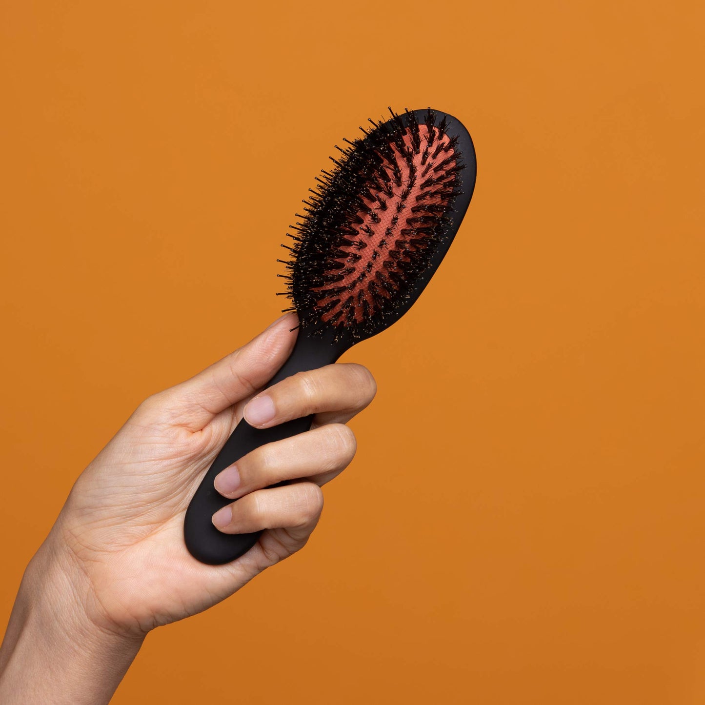 SRILabs Polish Bristle Brush – Anti-Breakage Boar & Nylon Bristles for Increased Shine, Rejuvenates Damaged Hair, Copper Ceramic Barrel, Encourages Hair Growth, Easy Grip & Ultralight (Travel)