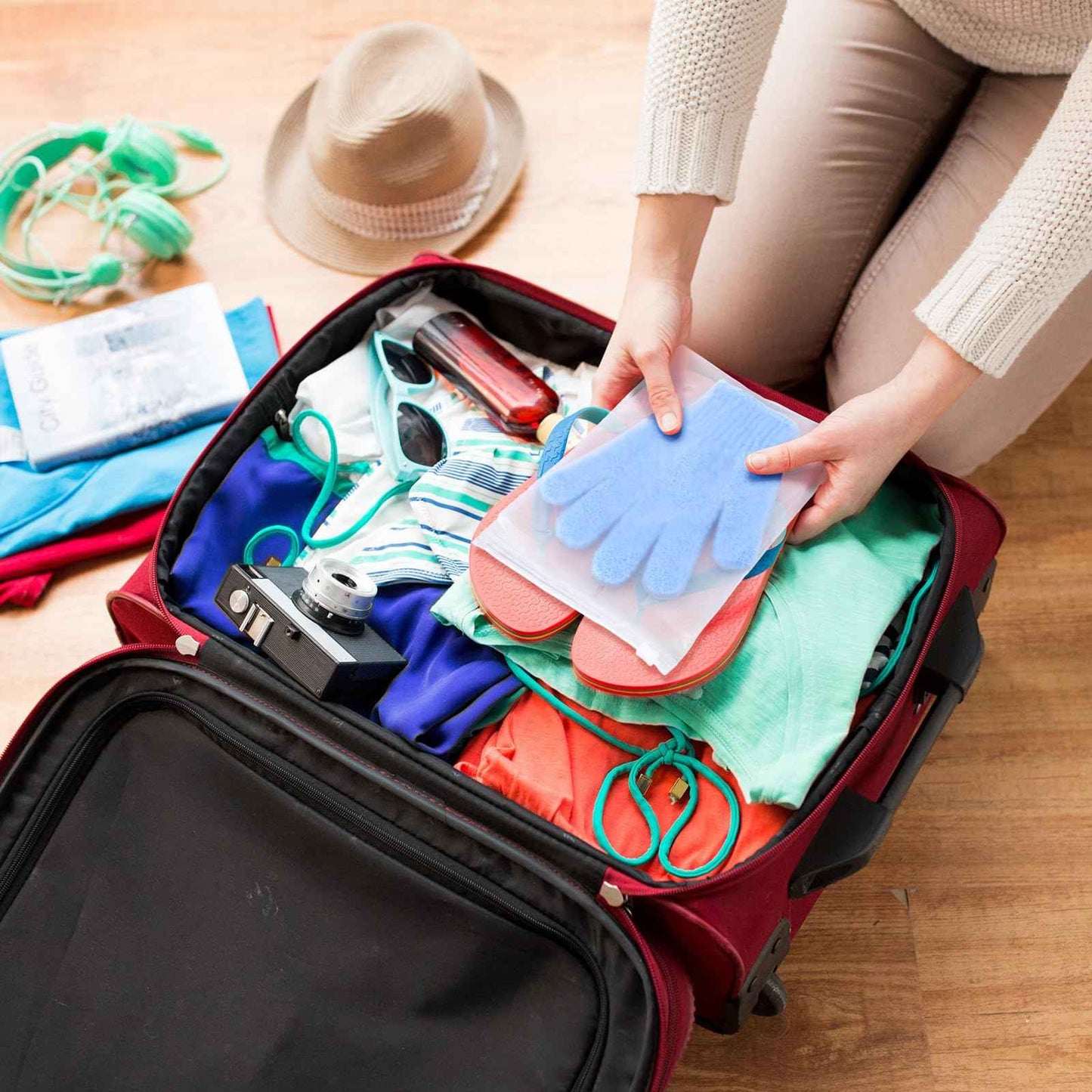 LemonRoad 48 Pcs Exfoliating Bath Gloves Individually Wrapped Bath Sponges Body Scrub Exfoliating Gloves with Case Body Scrubber for Dead Skin Remover Loofah Washcloth Mitt Men Women