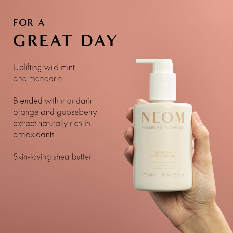 Neom Great Day Hand Lotion, 300ml | Wild Mint & Mandarin I 7 Essential Oils I 100% natural fragrances I 100% recyclable bottle I Luxurious formula I Hydrating