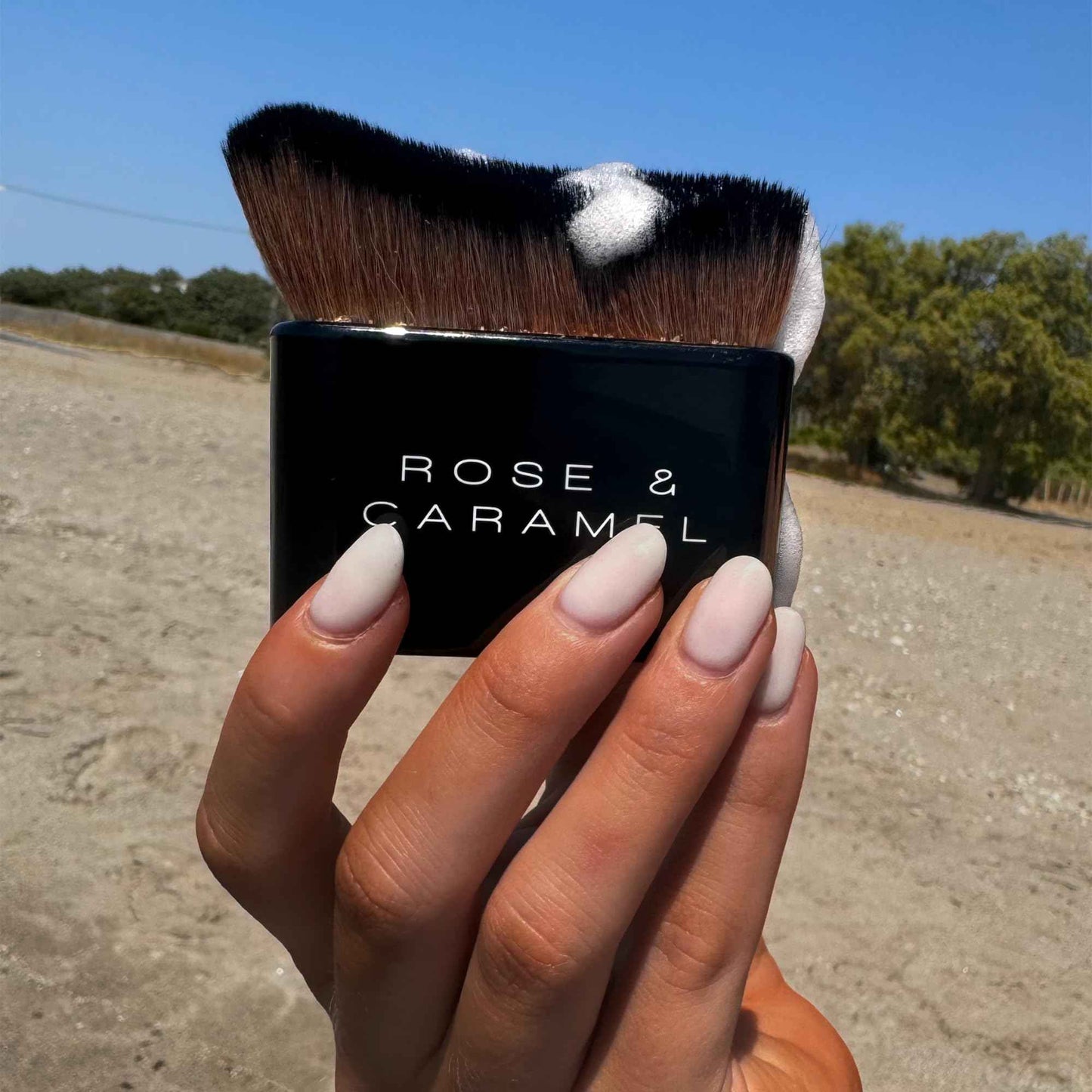 Rose & Caramel Face & Body Blending Brush Self Tan Applicator